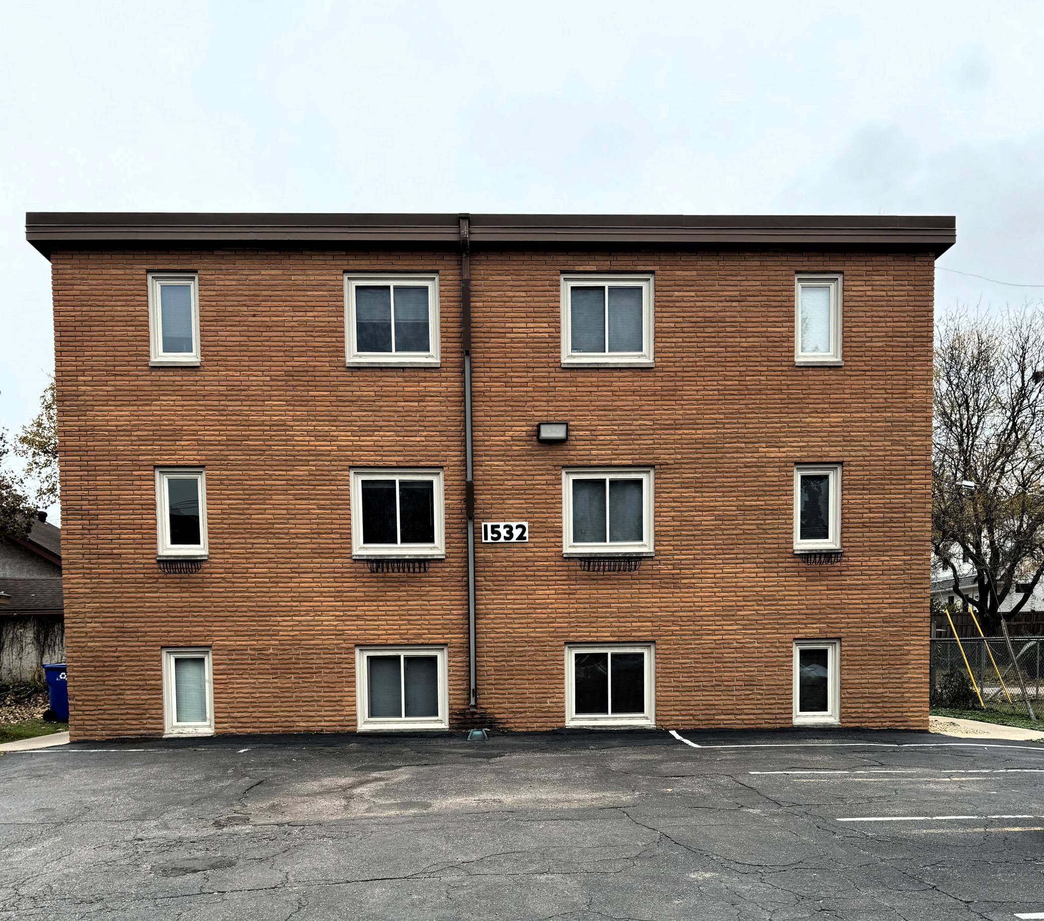 1532 Randolph AVE, Saint Paul, MN 55105