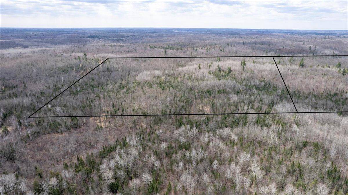 5600 E Otto RD, South Range, WI 54874