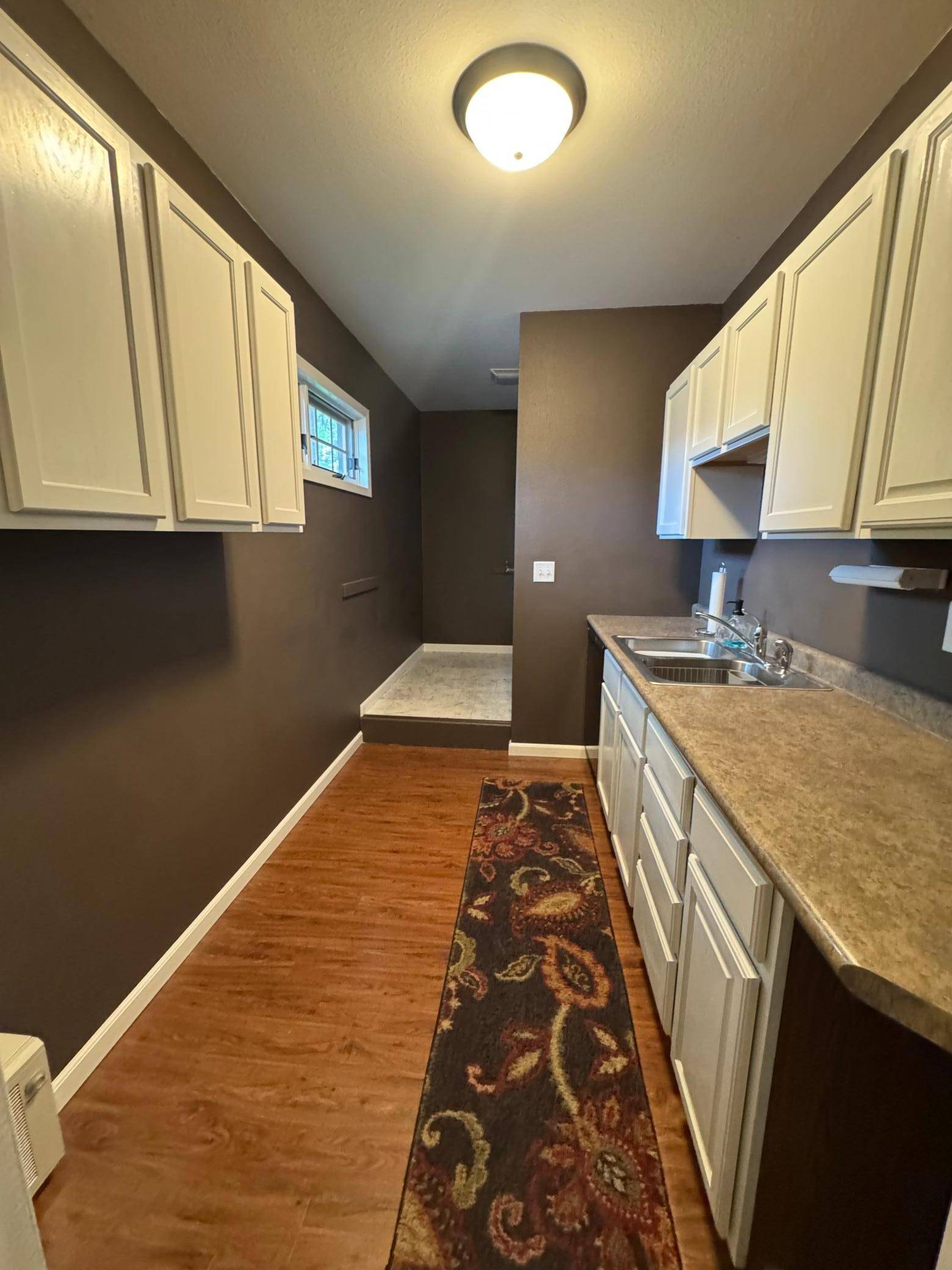 425 Tainter AVE, Rice Lake, WI 54868