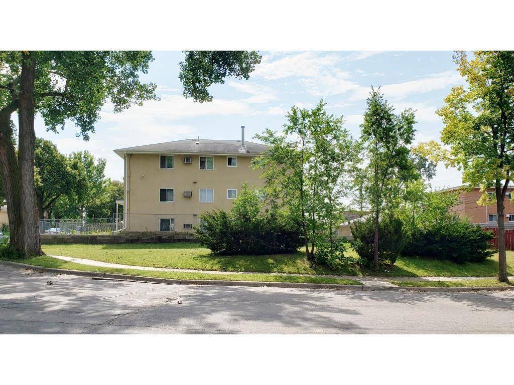 5735 Sander DR, Minneapolis, MN 55417