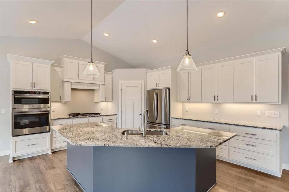 2066 151st AVE NW, Andover, MN 55304
