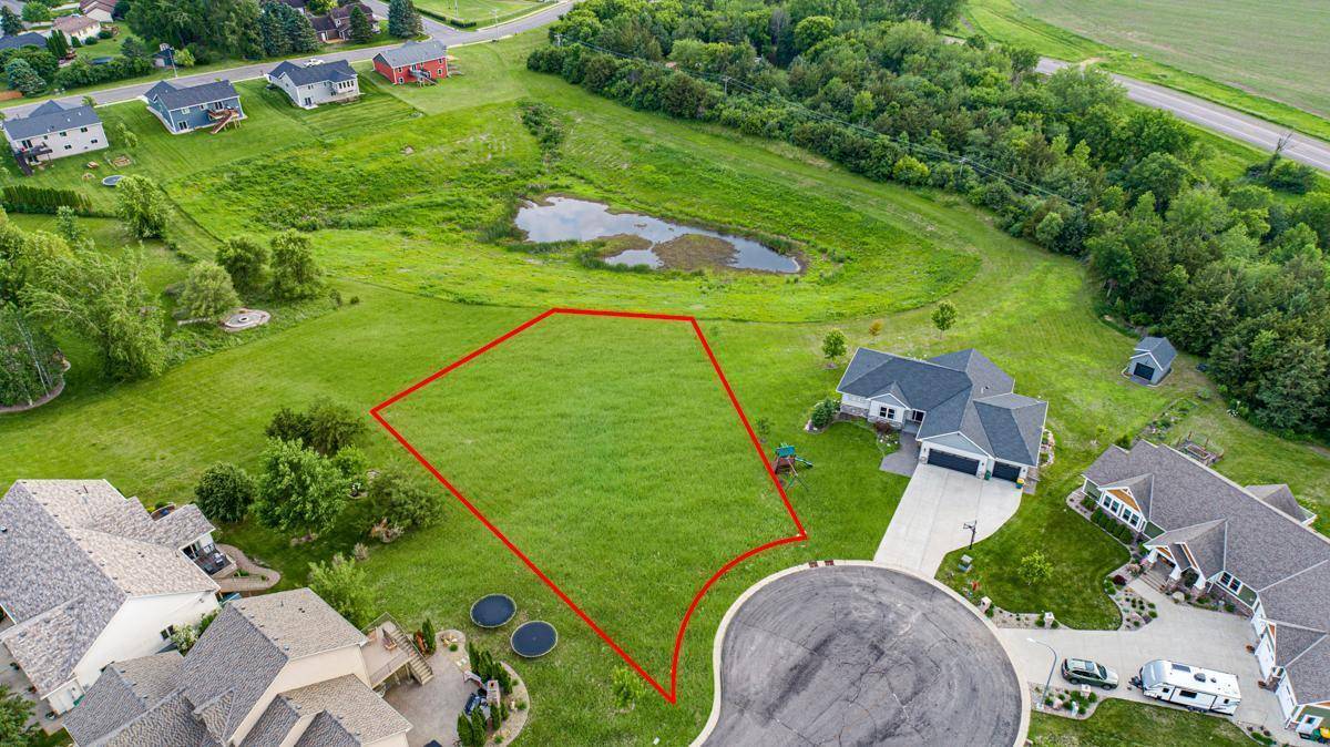 104 Spruce CT, Le Sueur, MN 56058
