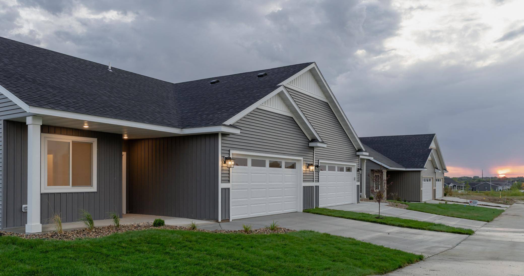 5515 Sundown PL NW, Rochester, MN 55901