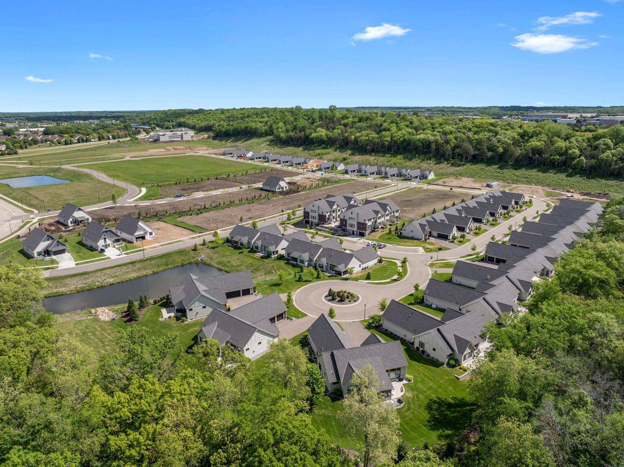 2461 Sharon LN, Hudson, WI 54016