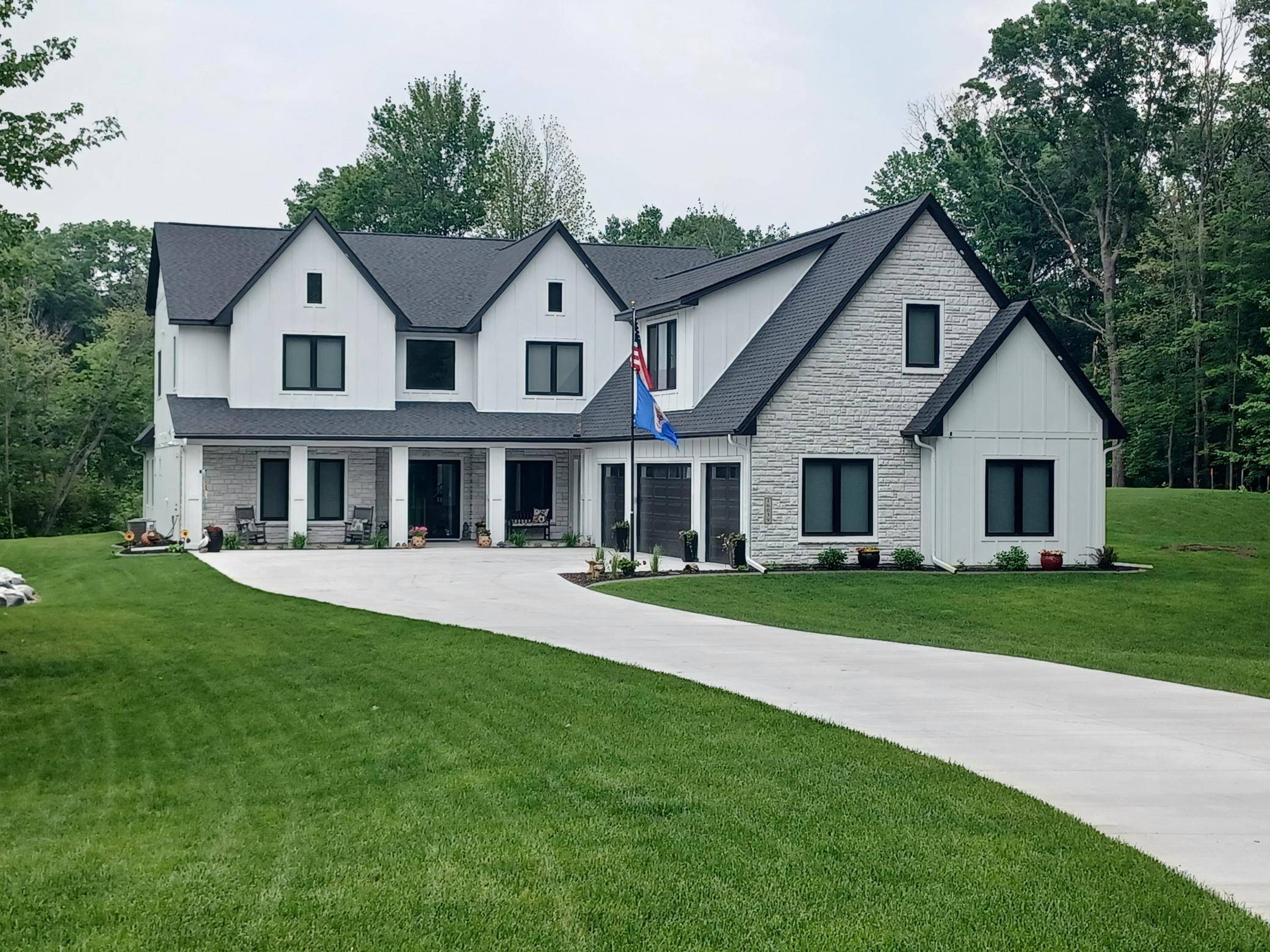 16200 Austin St NE, Ham Lake, MN 55304