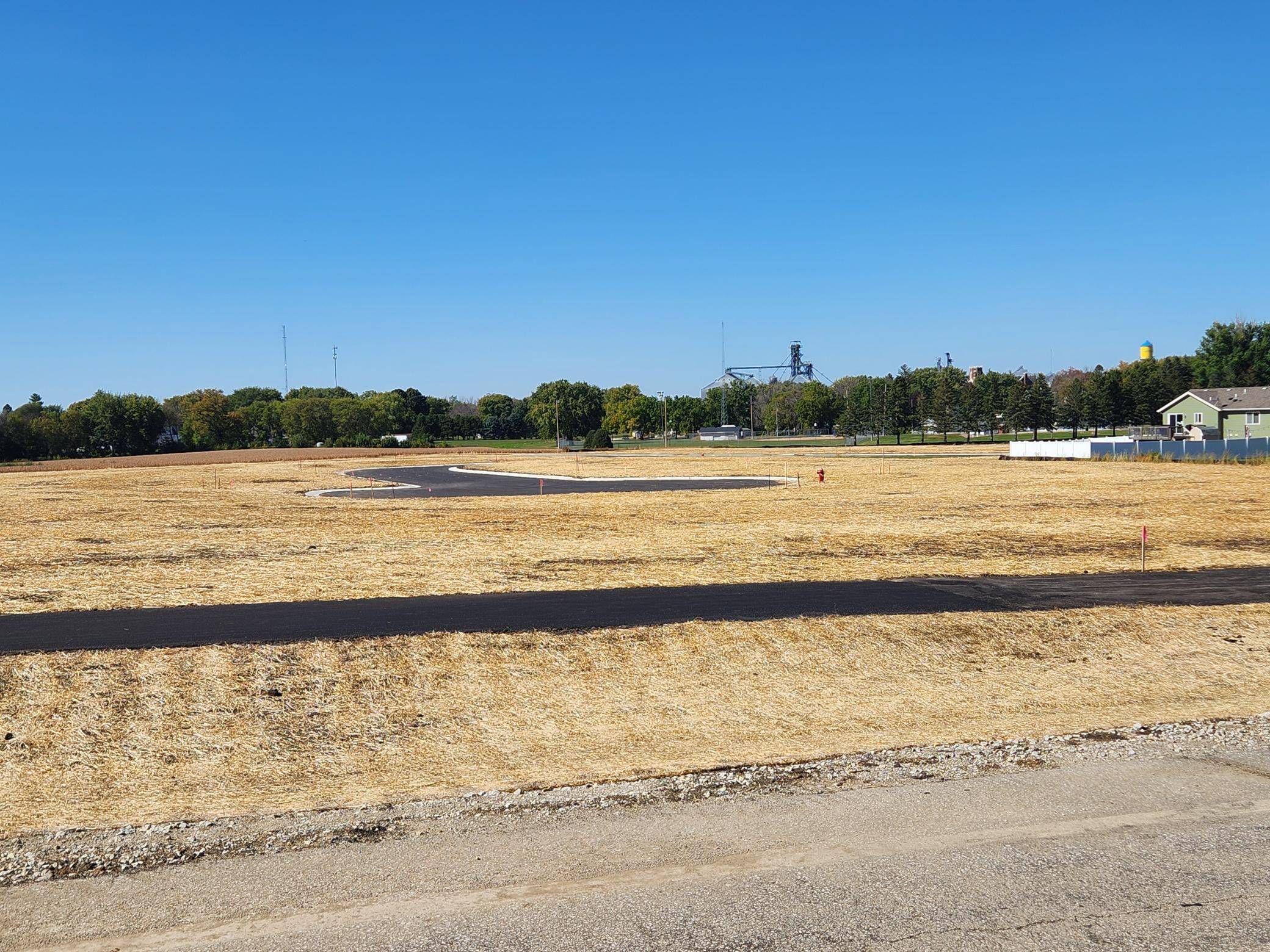 405 4th ST SE, Hayfield, MN 55940