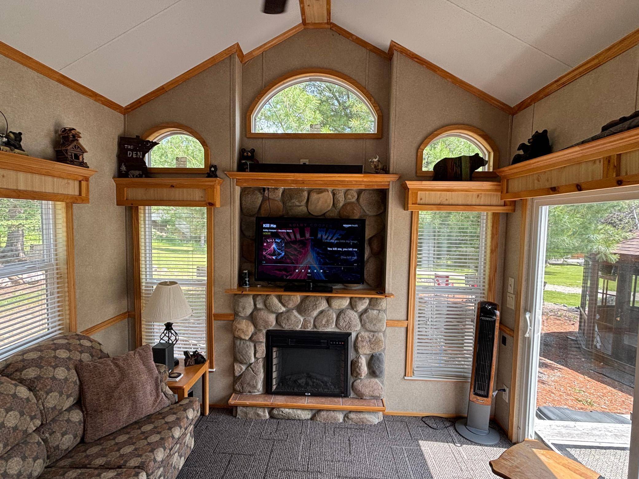 9442 Bear Ridge DR, Orr, MN 55771