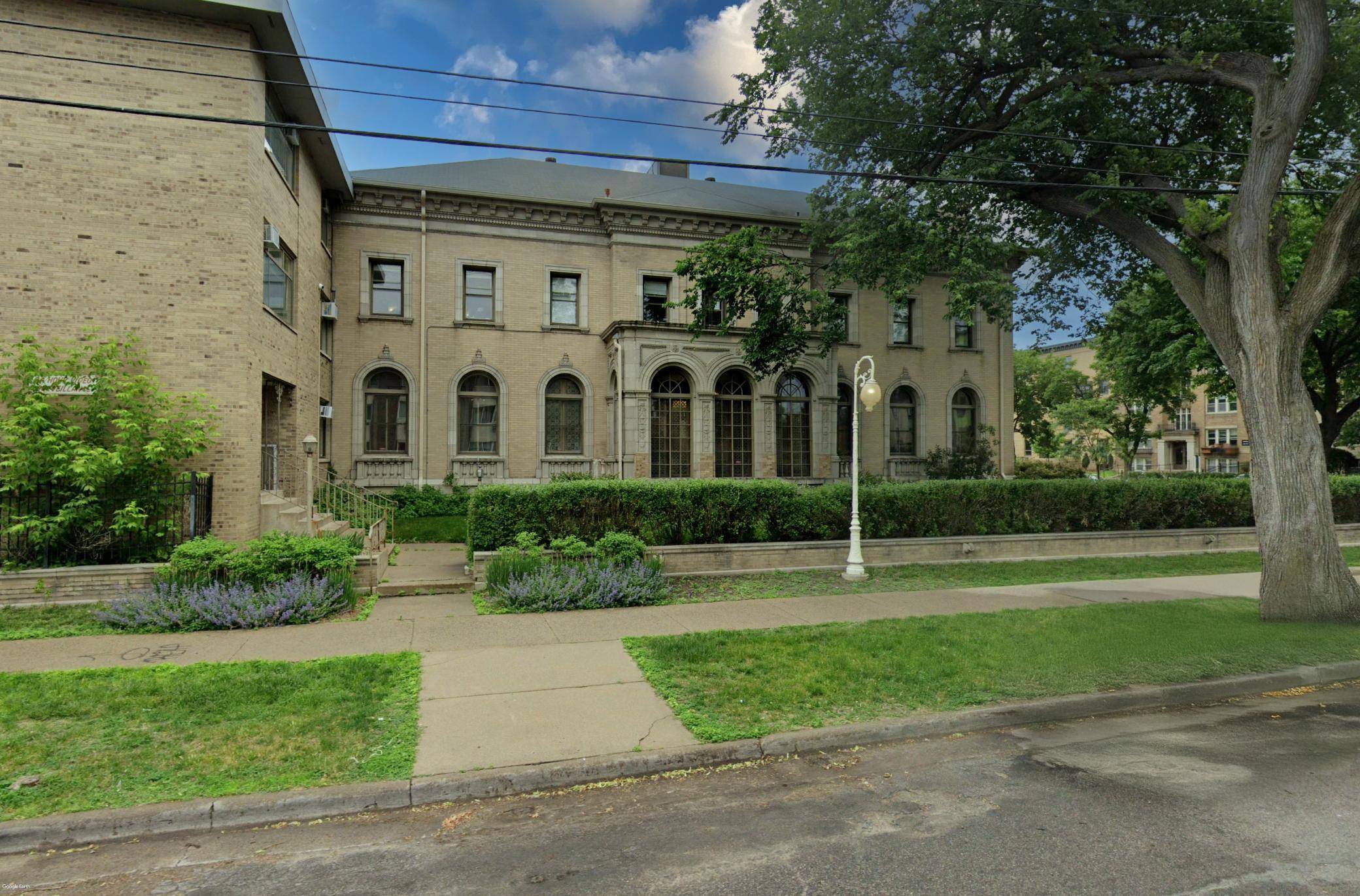 2118 Blaisdell AVE, Minneapolis, MN 55404
