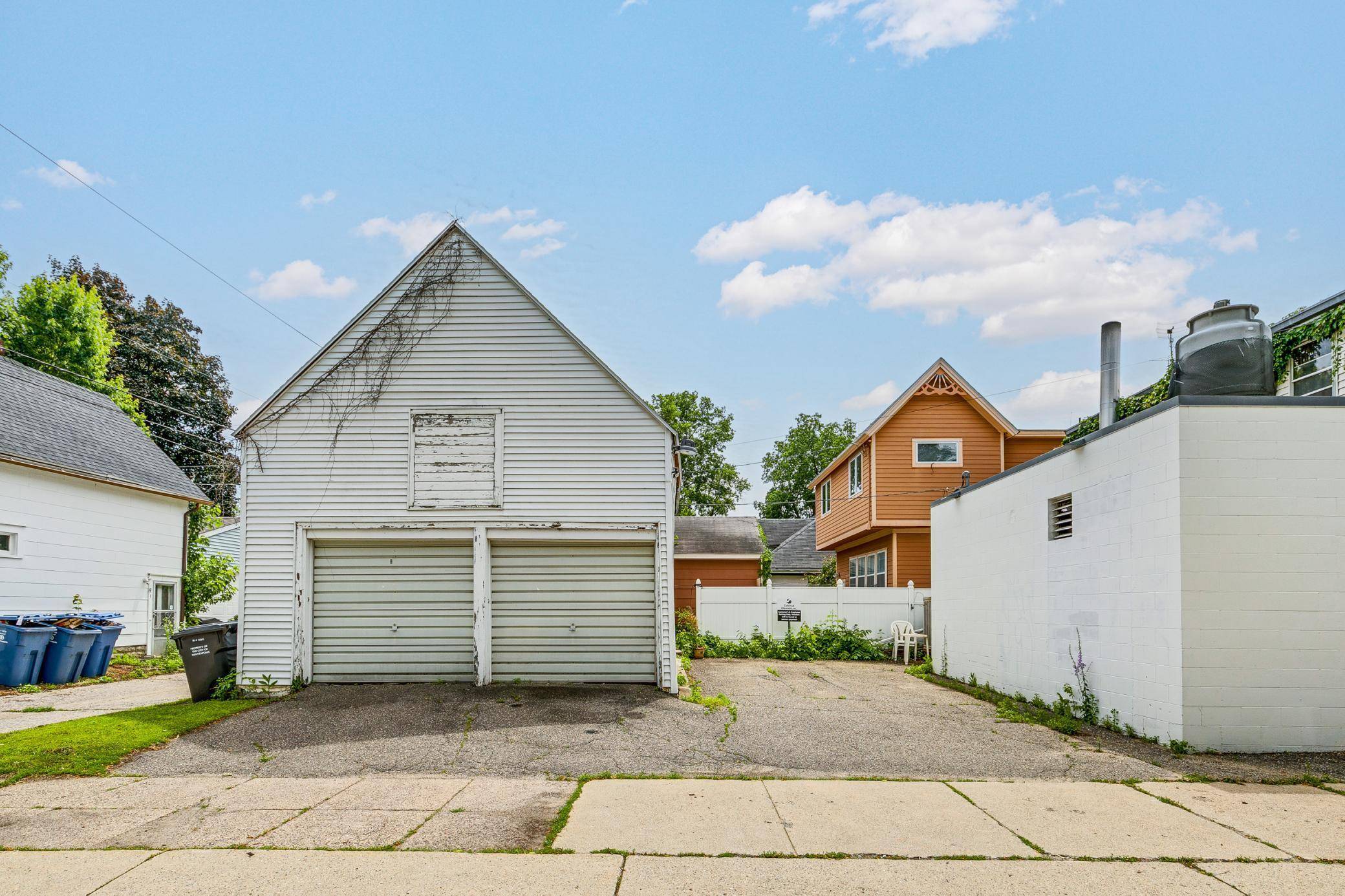 3701 Lyndale AVE S, Minneapolis, MN 55409