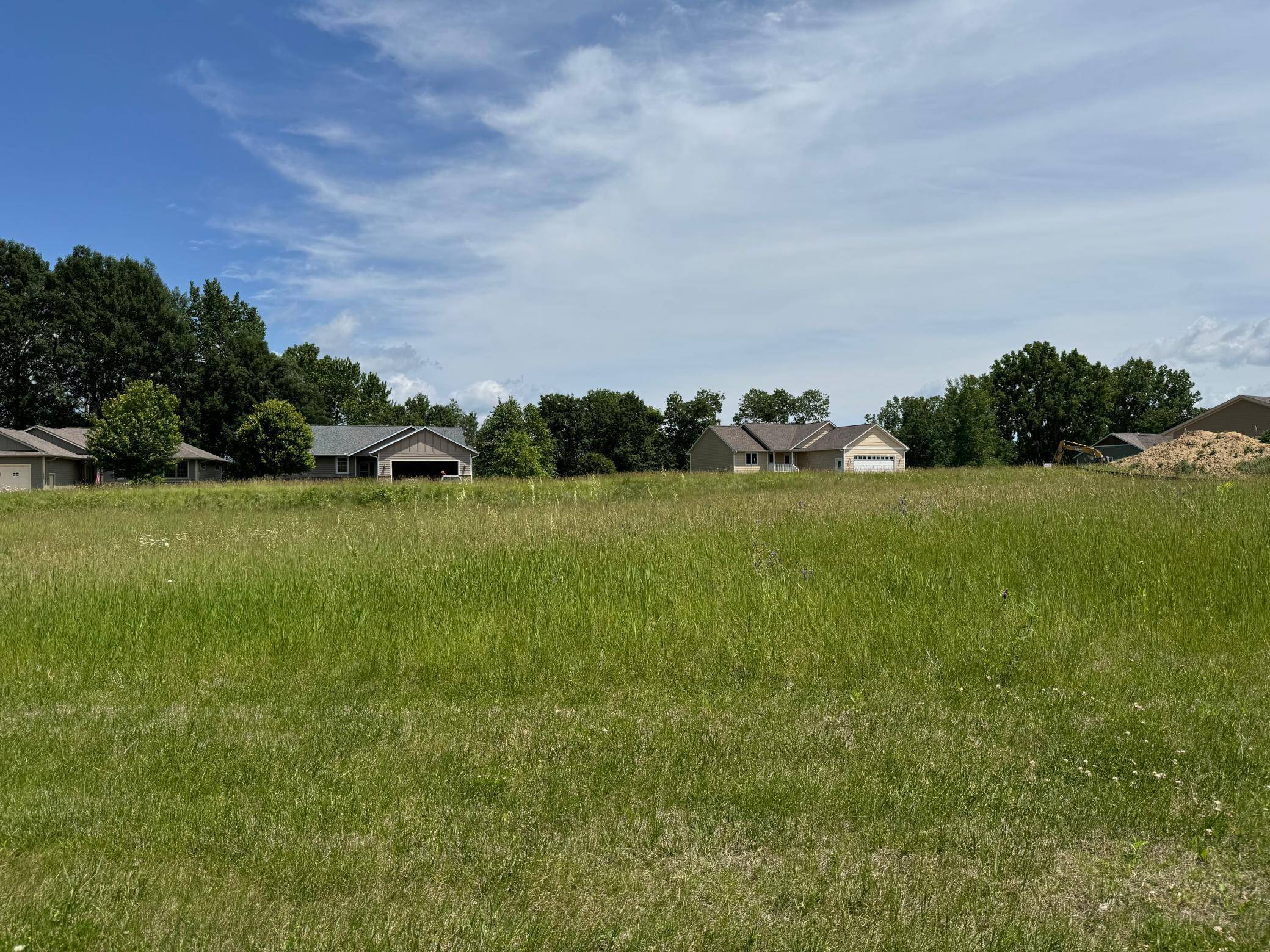 1431 Woodland WAY, Lake City, MN 55041