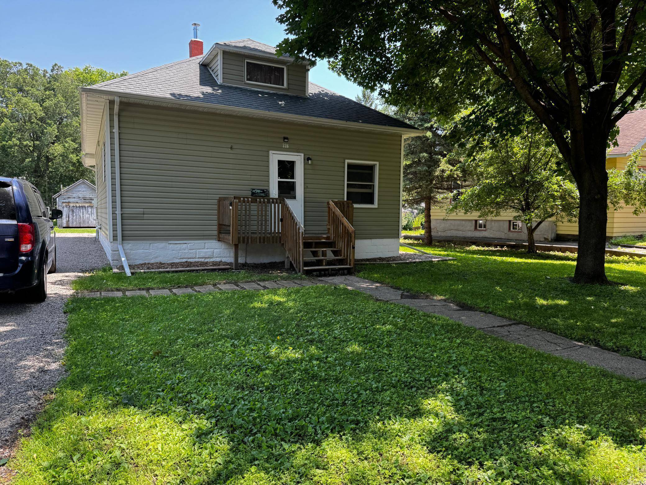 226 N Central AVE, Truman, MN 56088