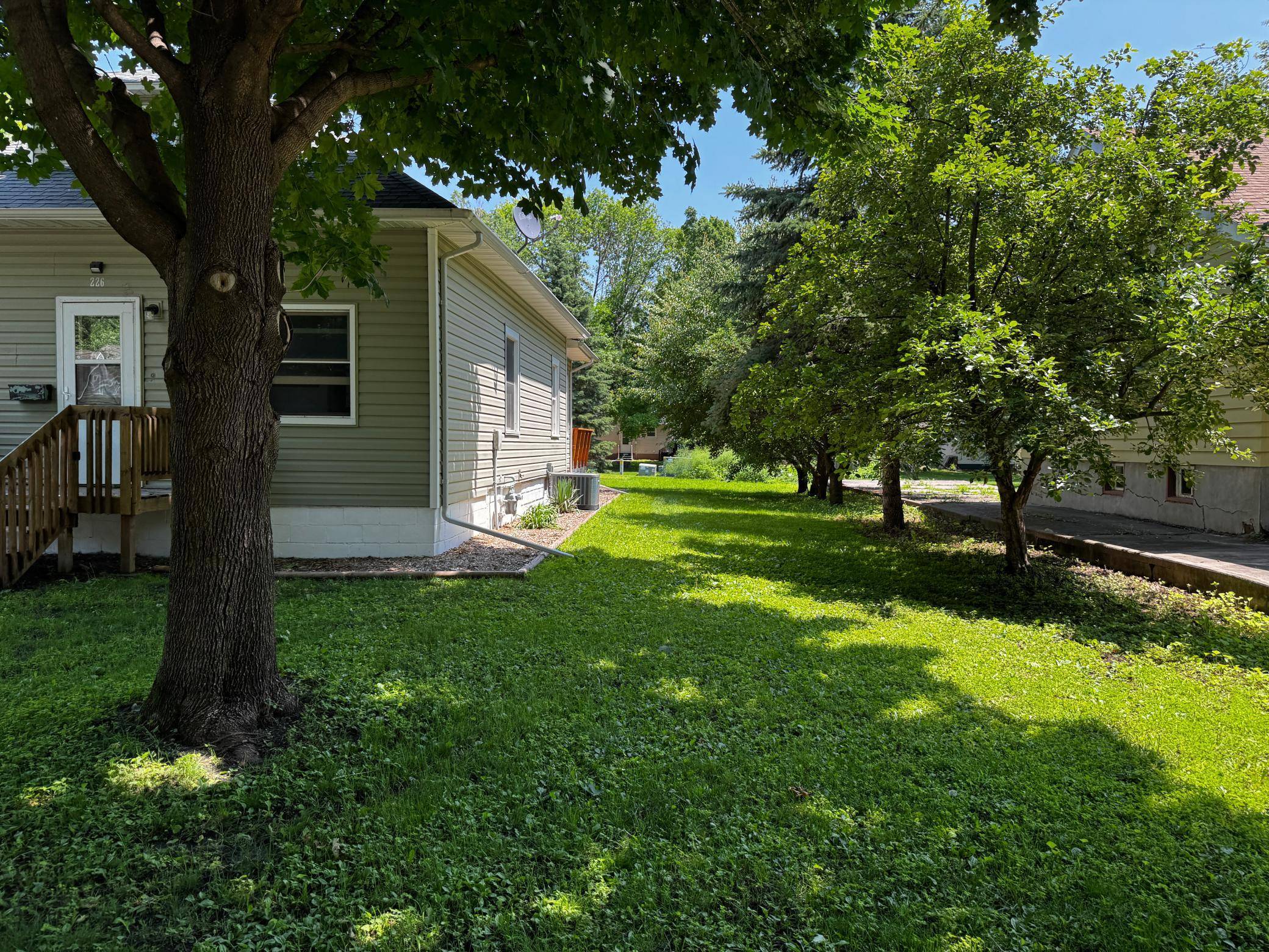 226 N Central AVE, Truman, MN 56088