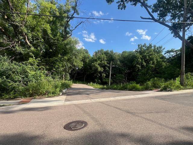 211 Olive ST W, Stillwater, MN 55082