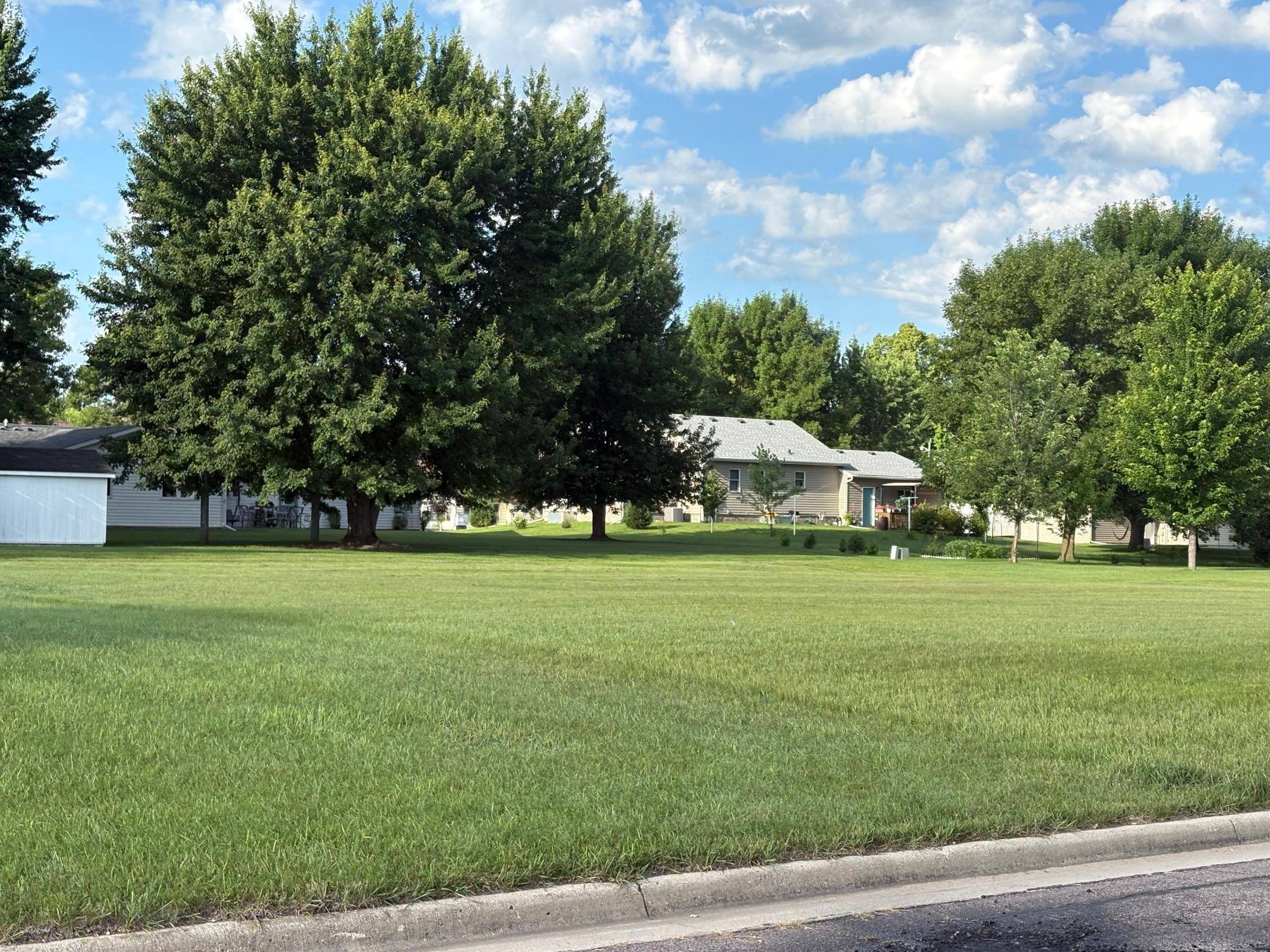 1039 Montana AVE, Benson, MN 56215