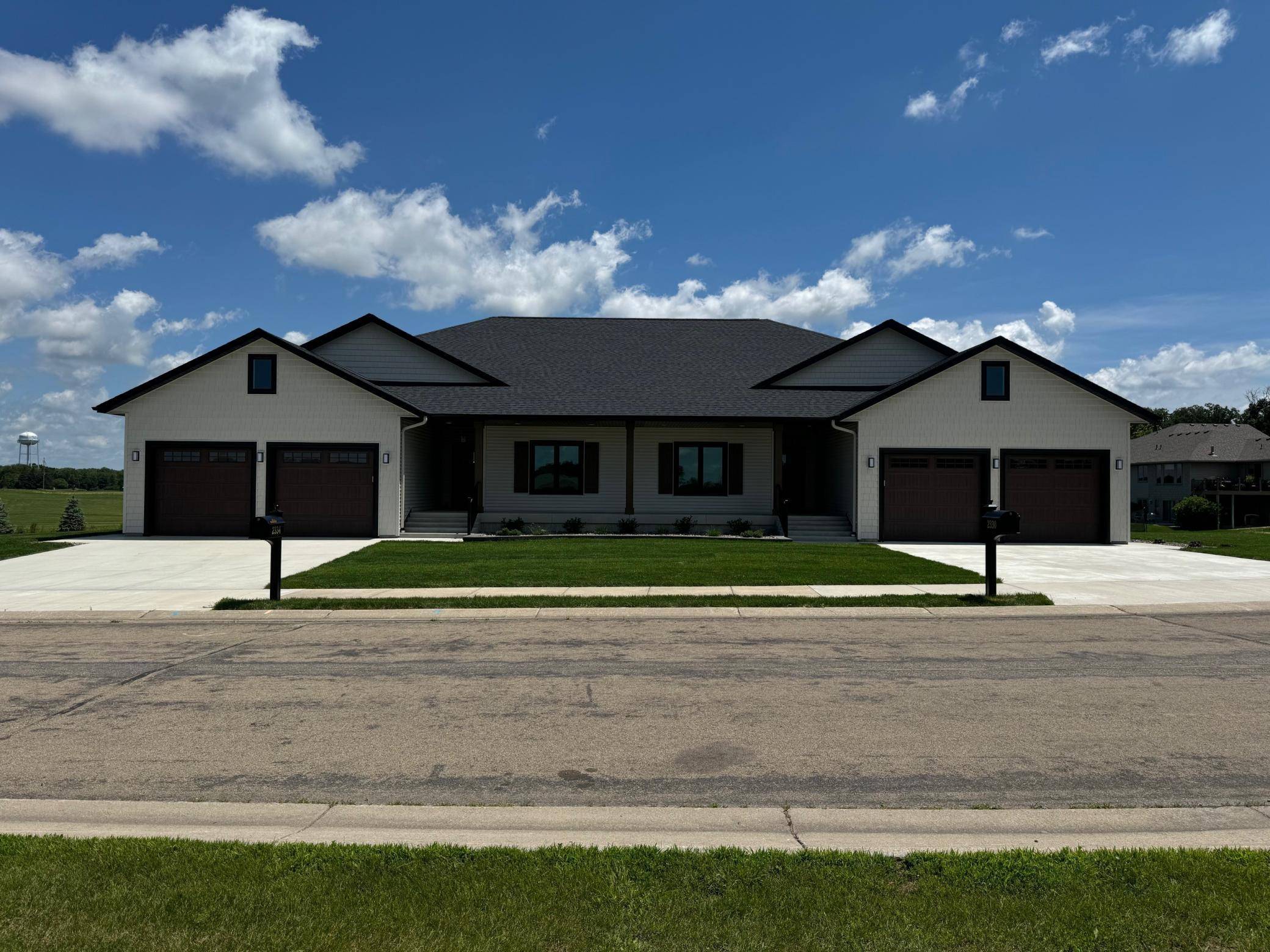 2334 9th ST W, Albert Lea, MN 56007