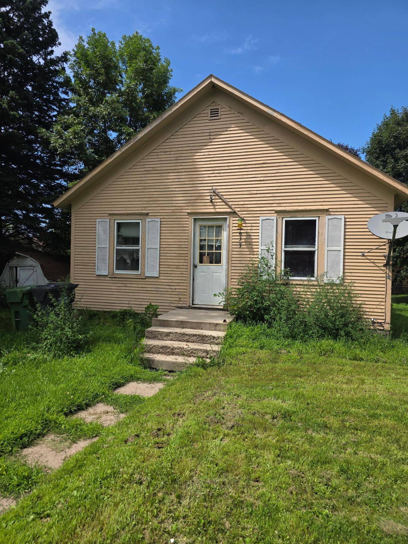 1637 Miller ST, Worthington, MN 56187