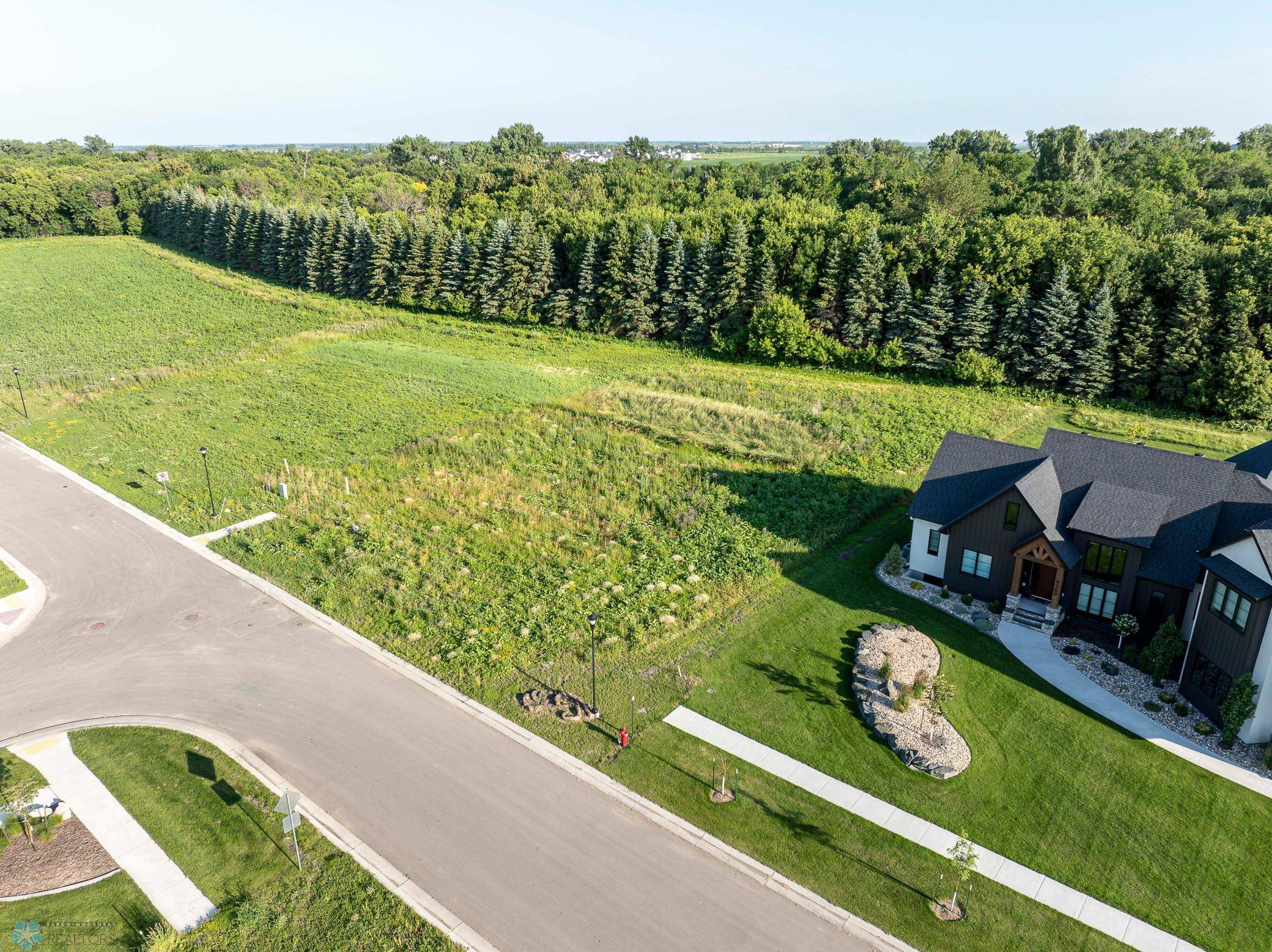 9256 Didrick DR, Horace, ND 58047