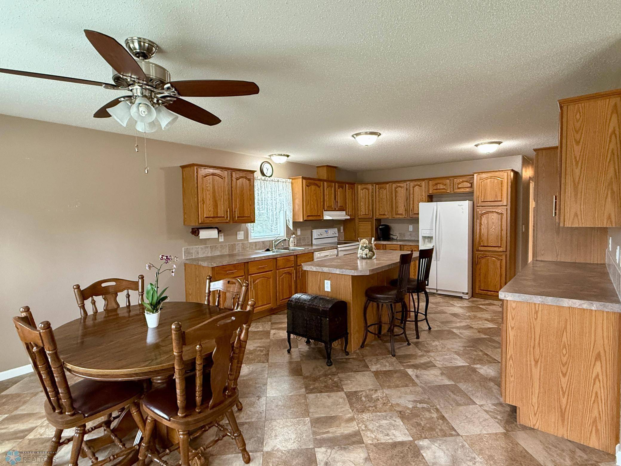 511 Jessamine AVE, Aneta, ND 58212