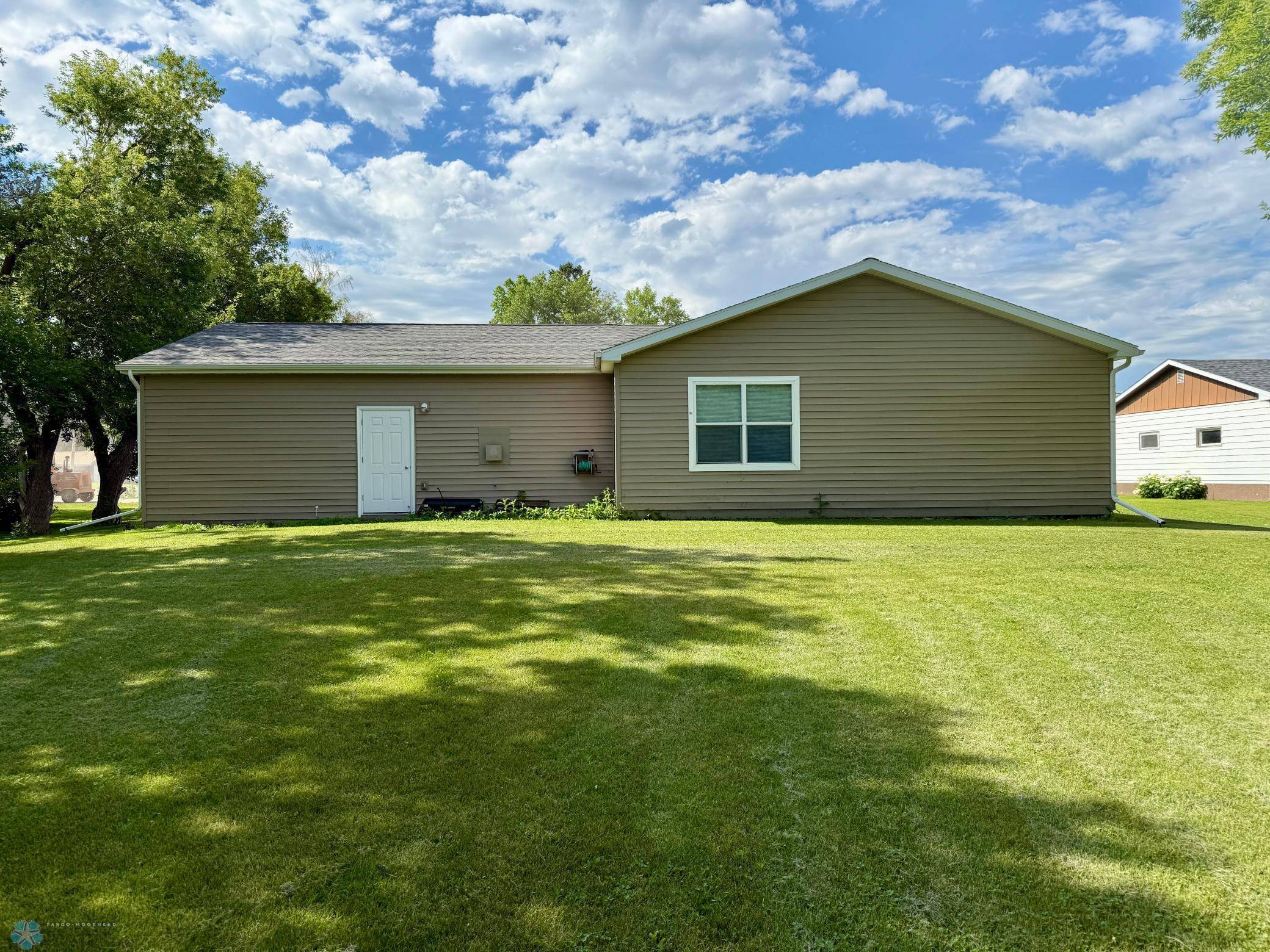 511 Jessamine AVE, Aneta, ND 58212
