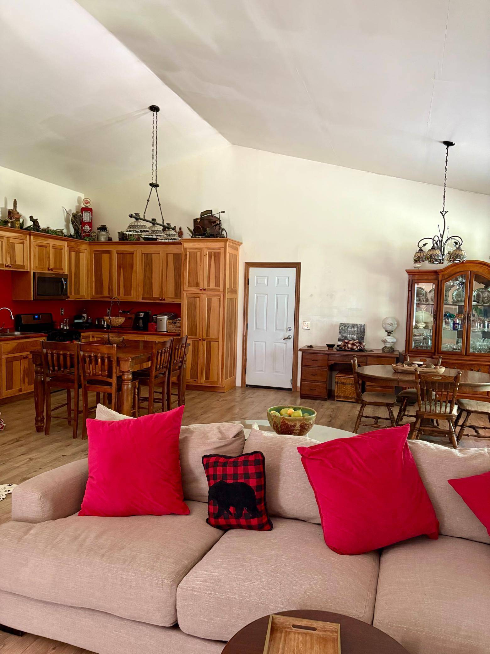 2594 County Road 8, Barnum, MN 55707