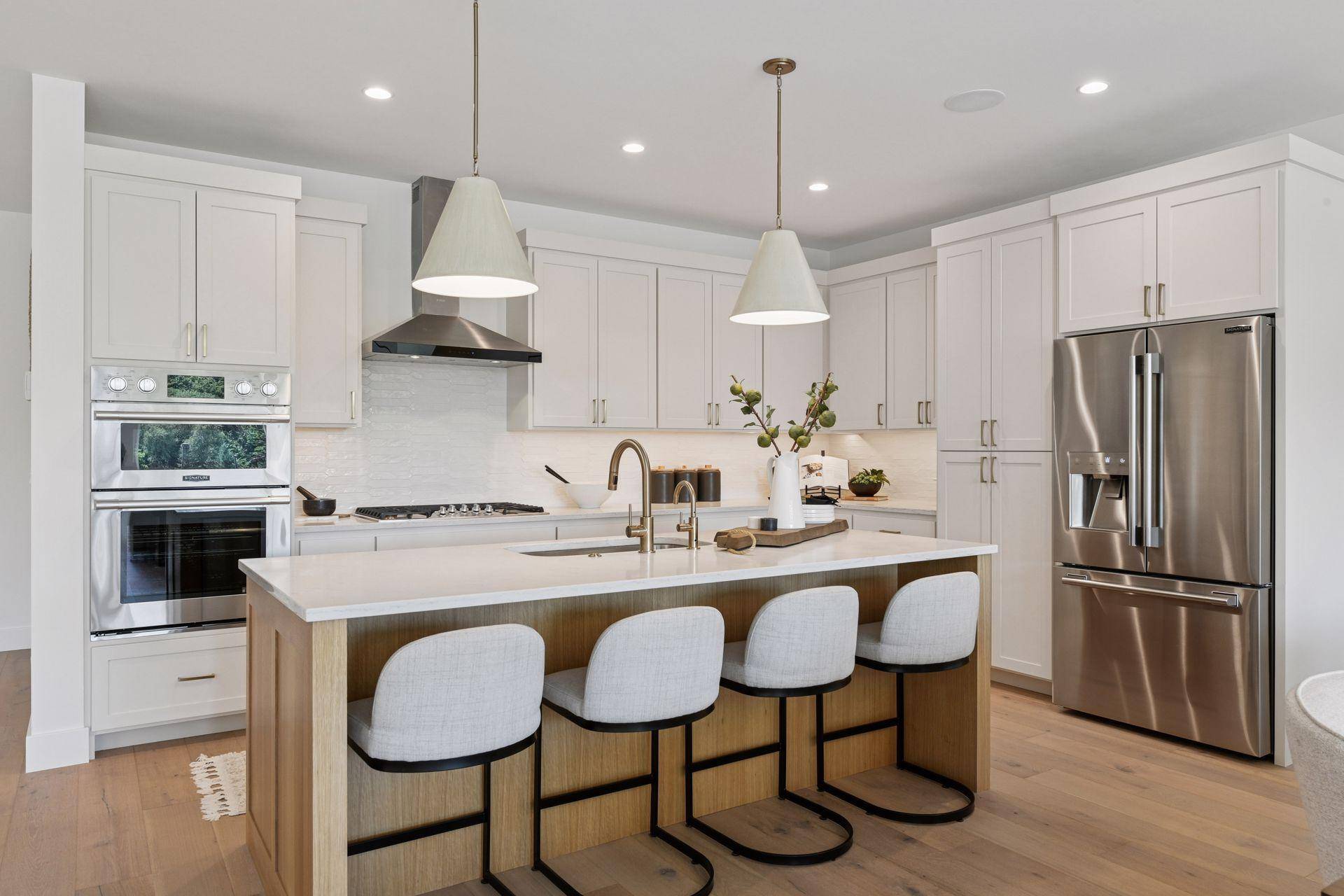 5833 Vernon LN, Edina, MN 55436