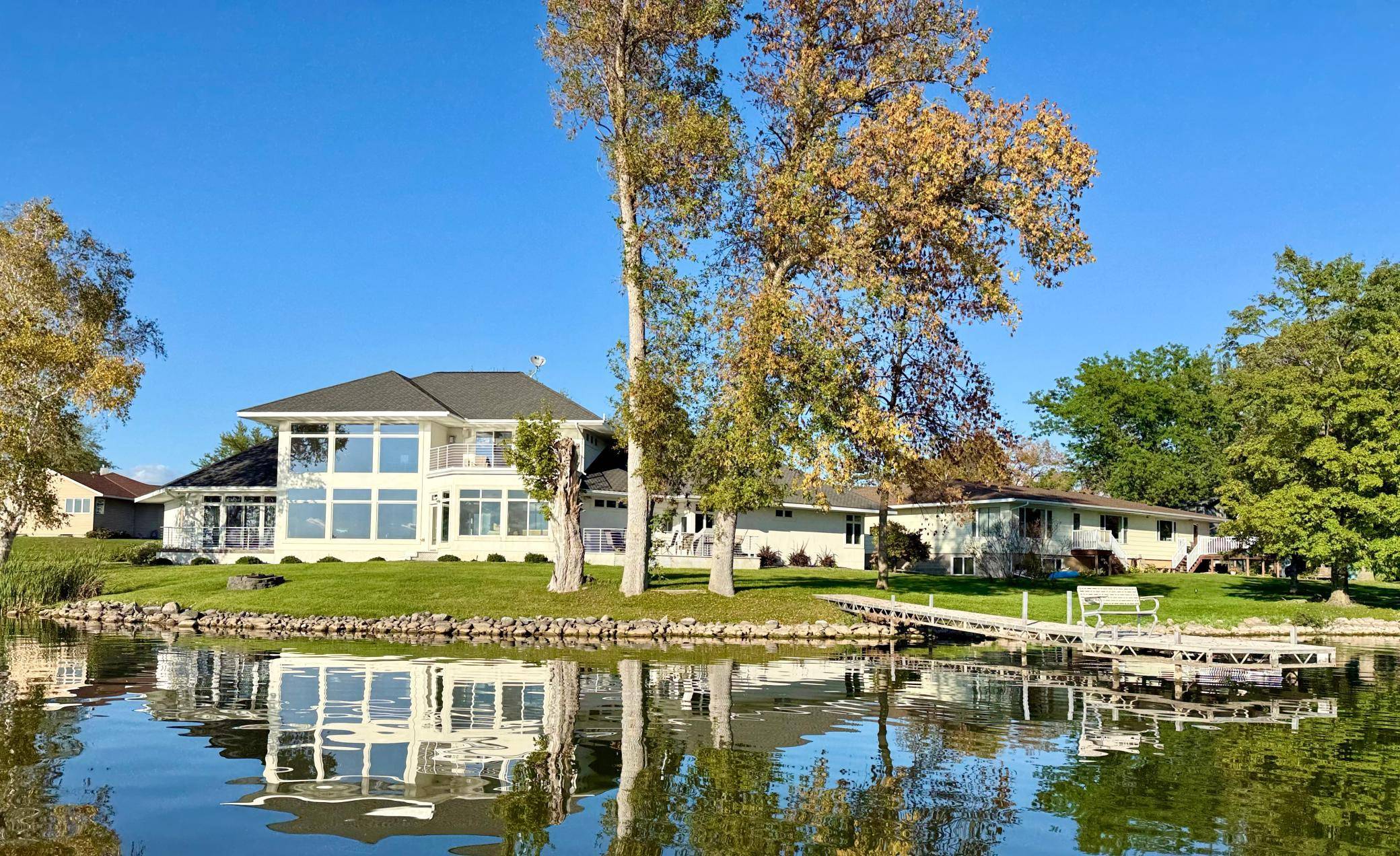 553 Lake ST N, Sauk Centre, MN 56378