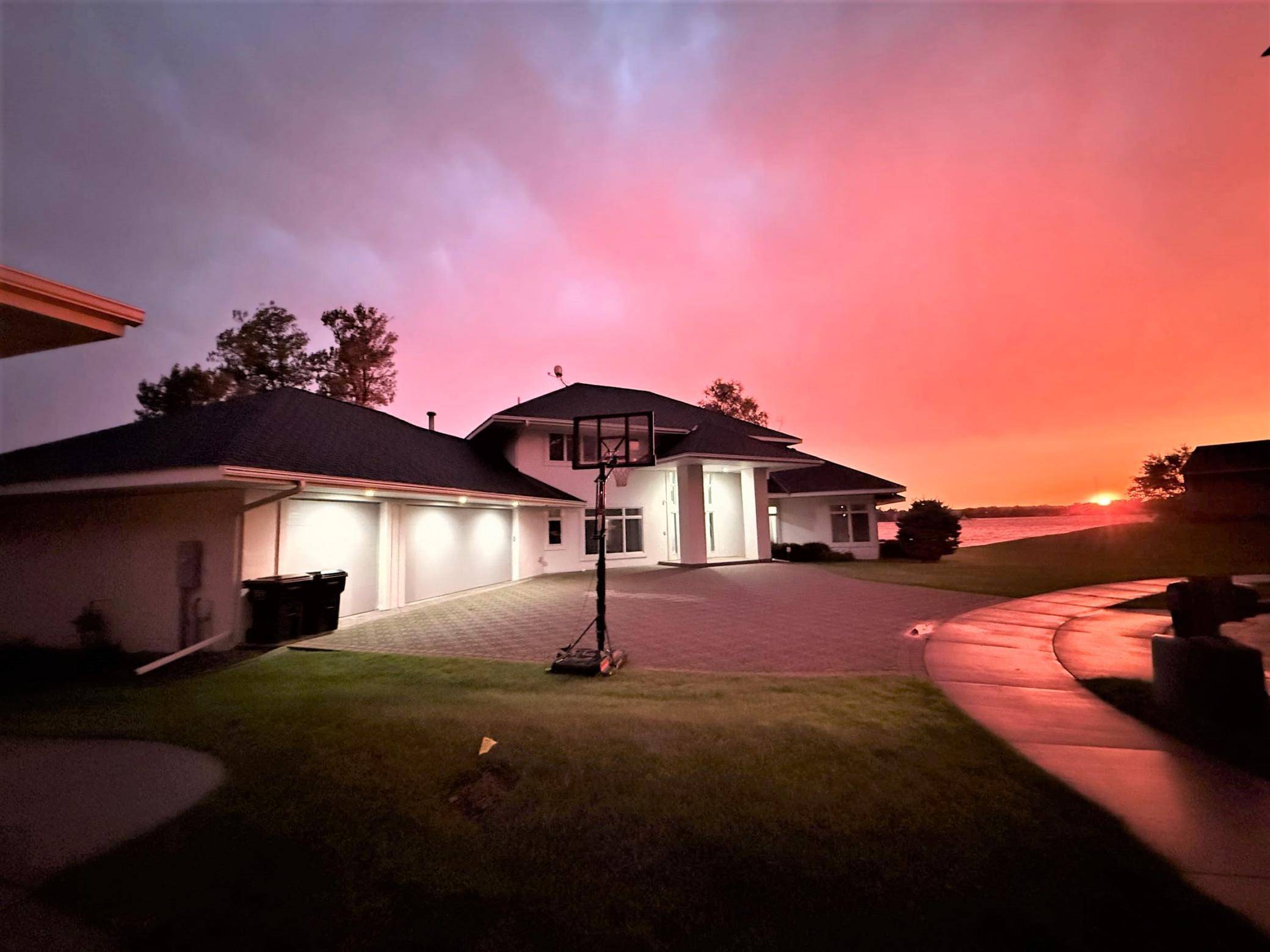 553 Lake ST N, Sauk Centre, MN 56378