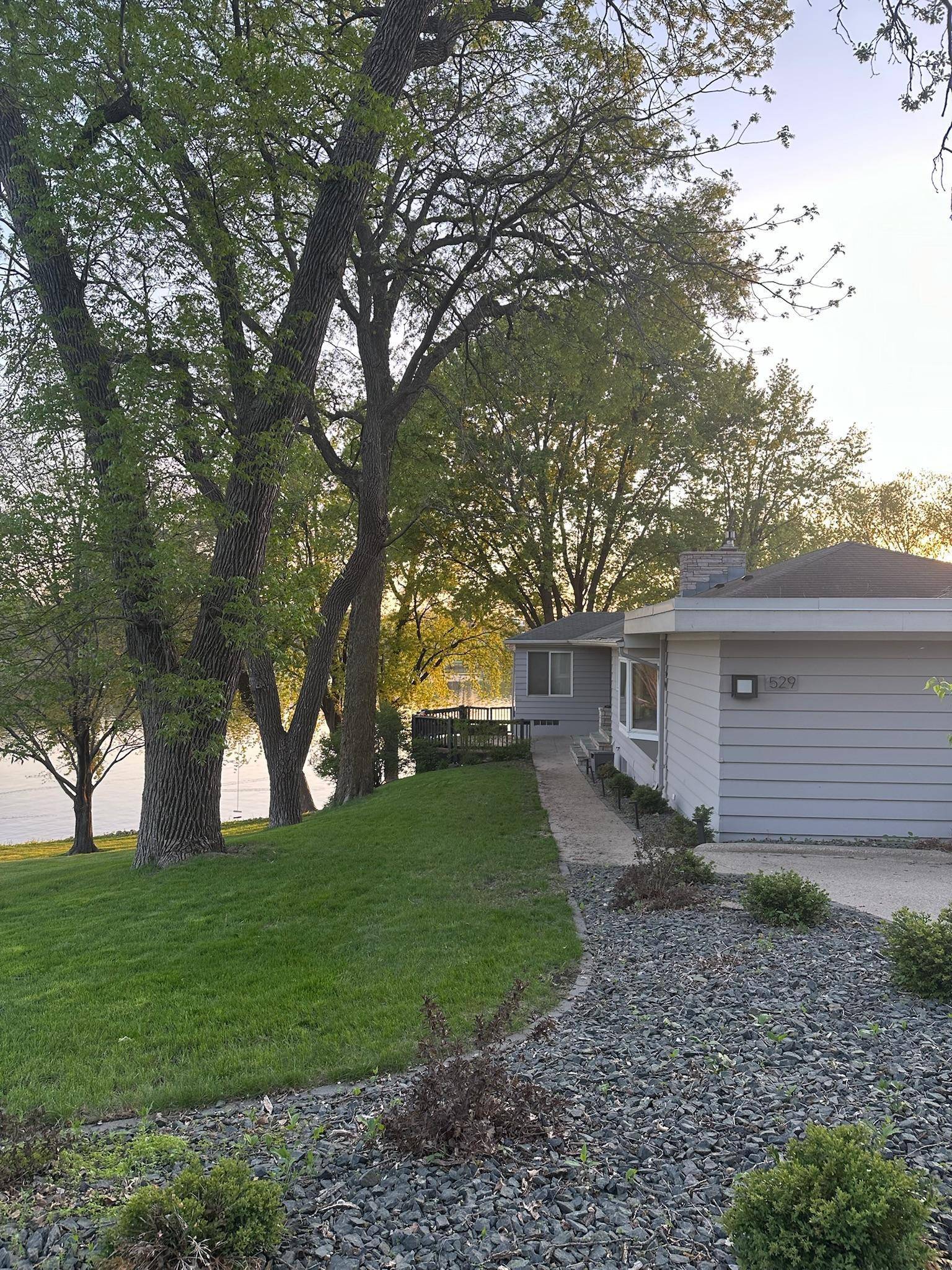 529 W Park LN, Albert Lea, MN 56007