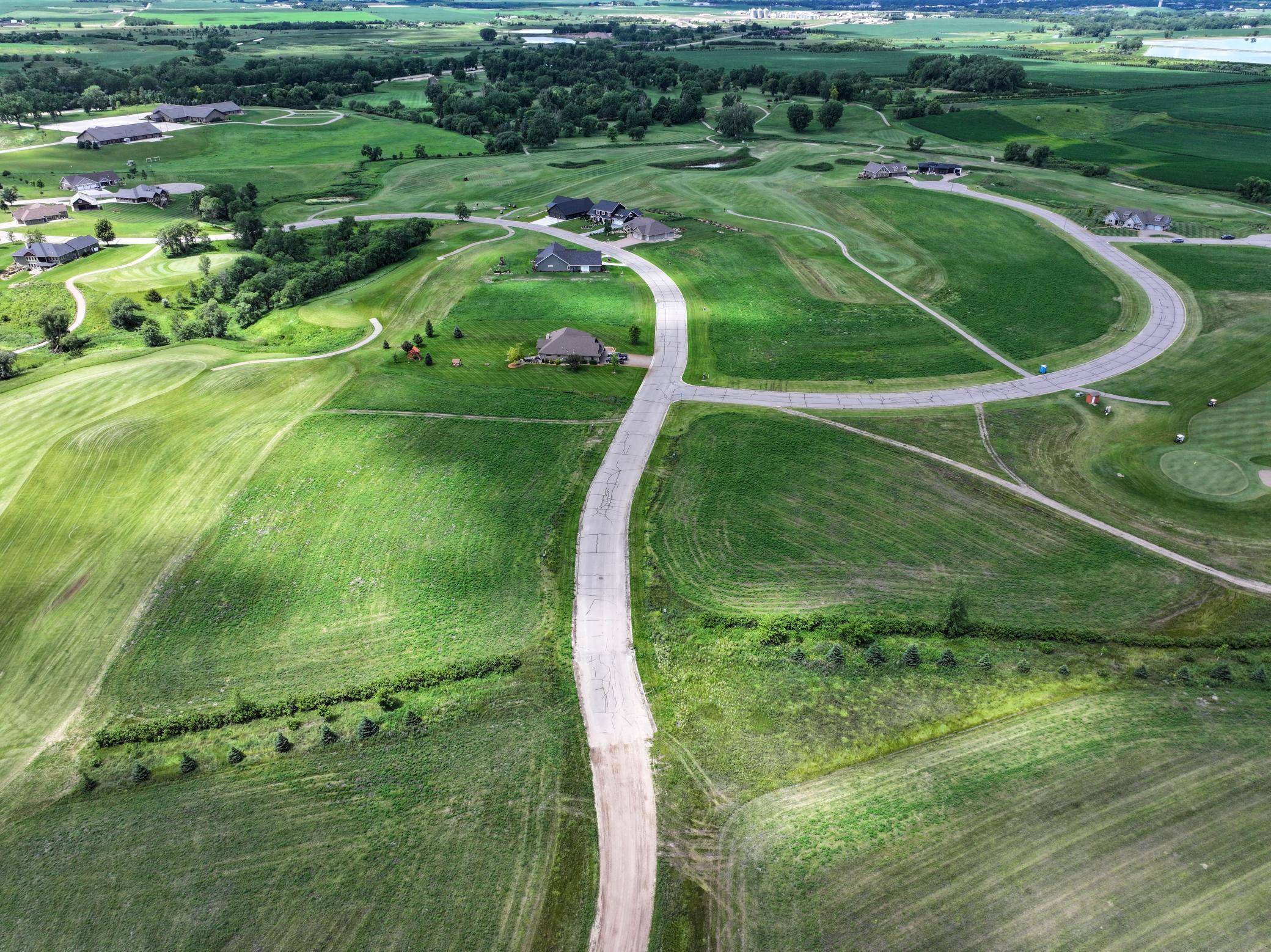25205 Eagle TRCE, Hancock, MN 56244