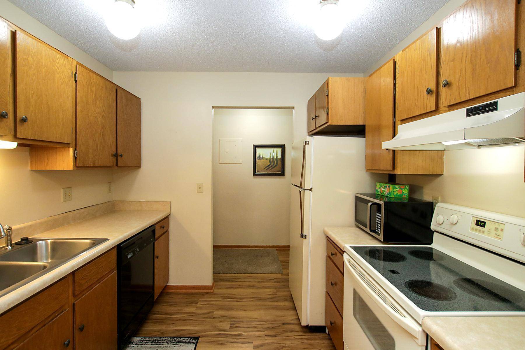 250 Freemont AVE SE #113, Hutchinson, MN 55350