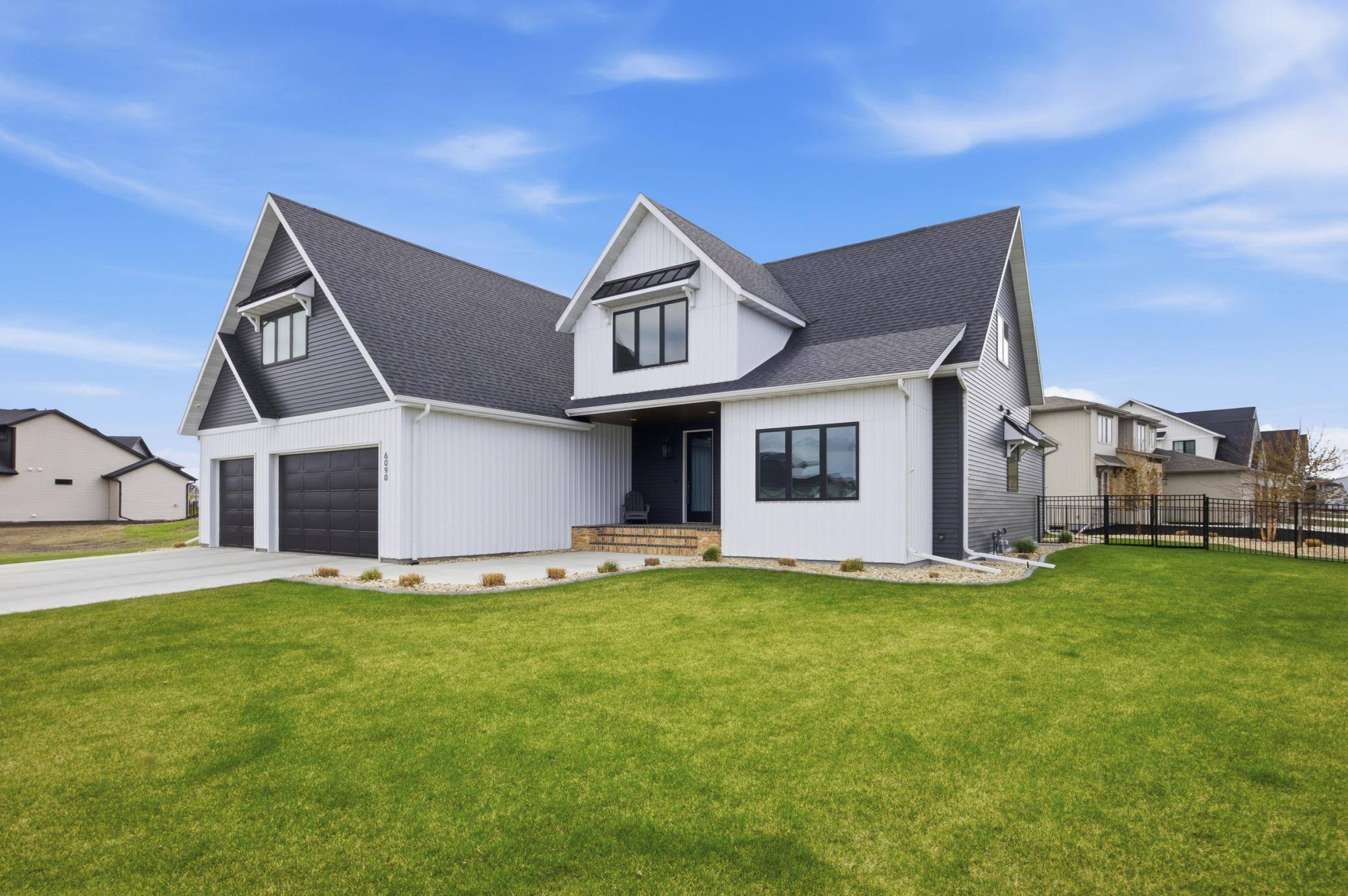 6090 Wildflower DR S, Fargo, ND 58104