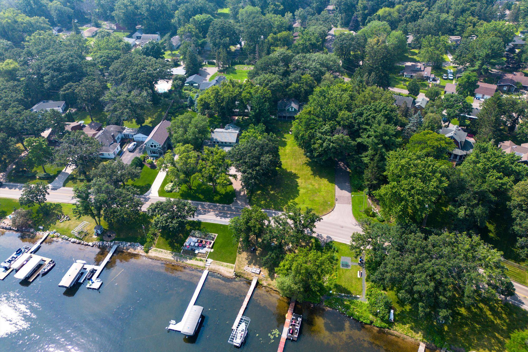 5253 W Bald Eagle Boulevard, White Bear Twp, MN 55110