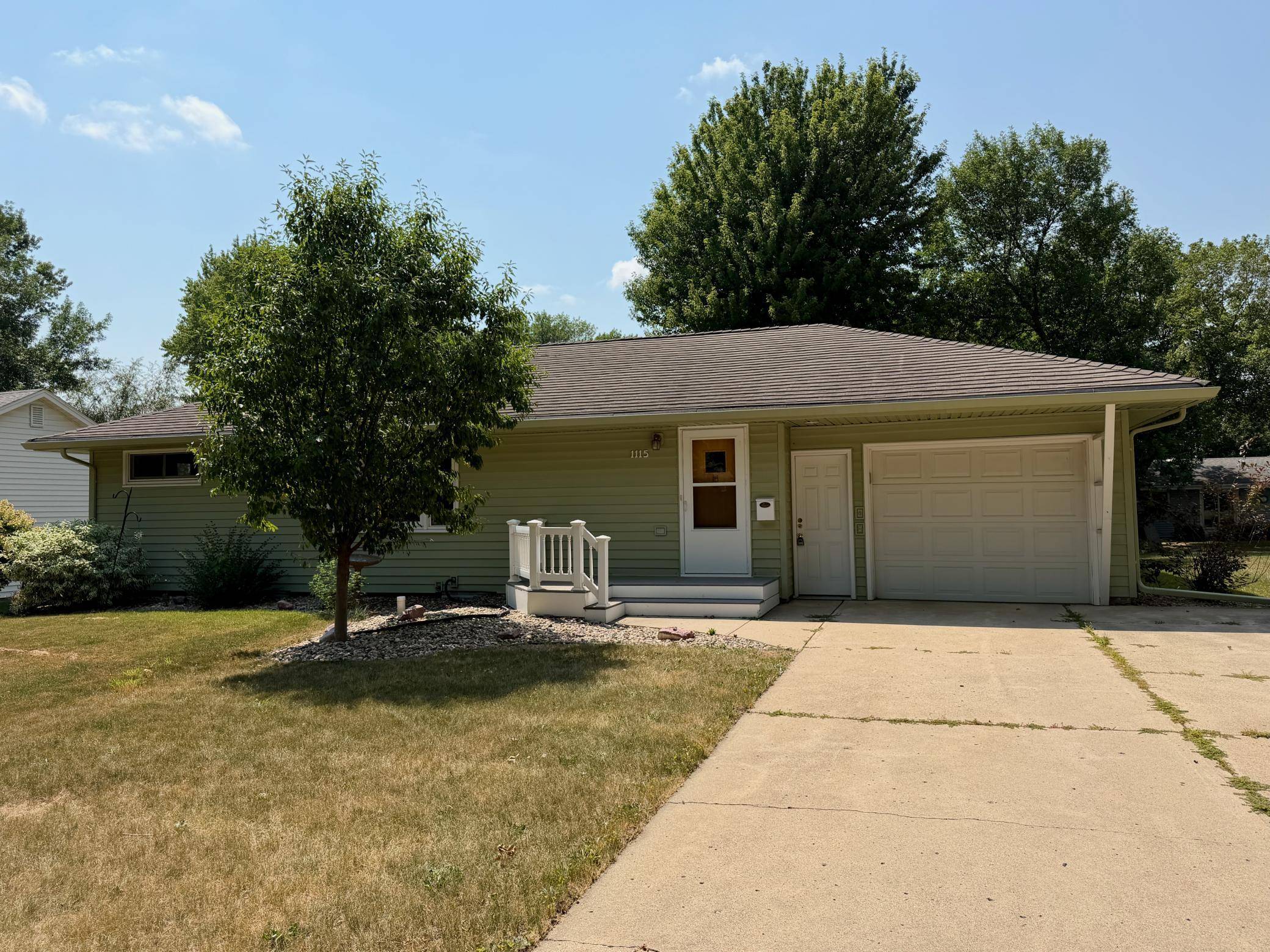 1115 Elmhurst AVE, Luverne, MN 56156