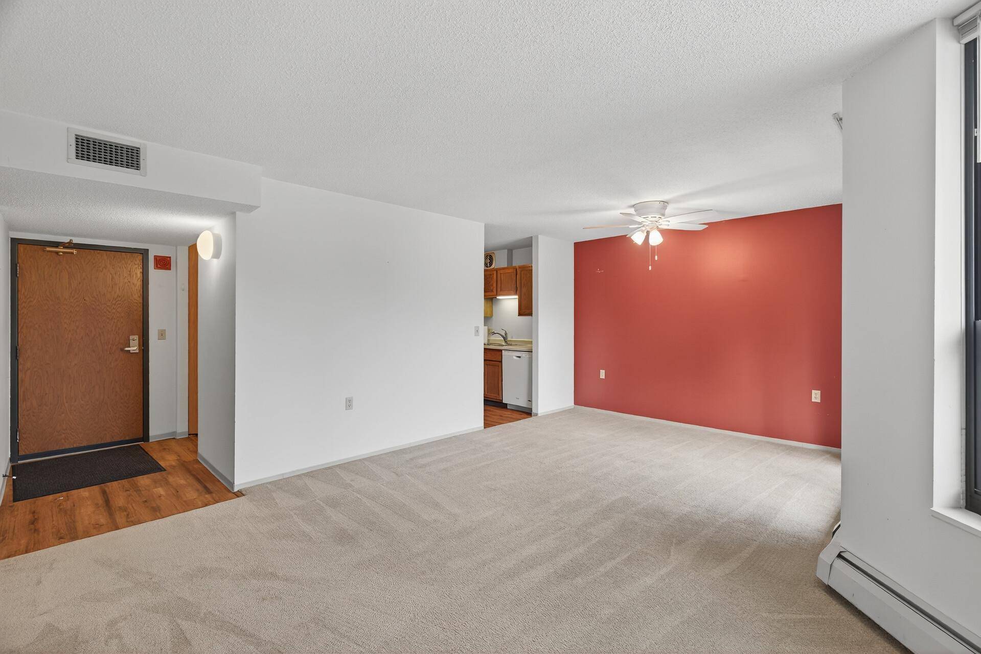 6615 Lake Shore DR S #302, Richfield, MN 55423