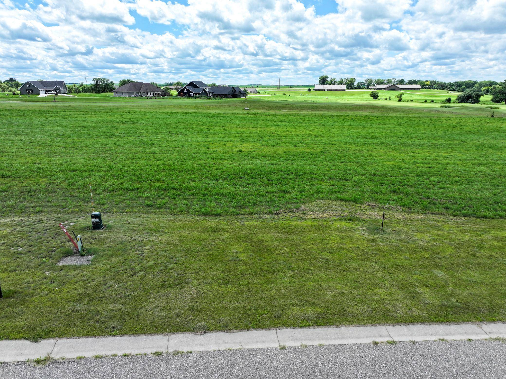 25213 Eagle TRCE, Hancock, MN 56244