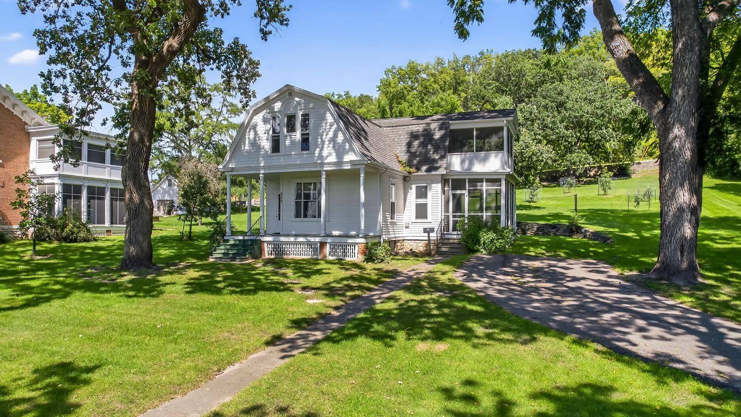 130,132,202 Winona ST SE, Chatfield, MN 55923