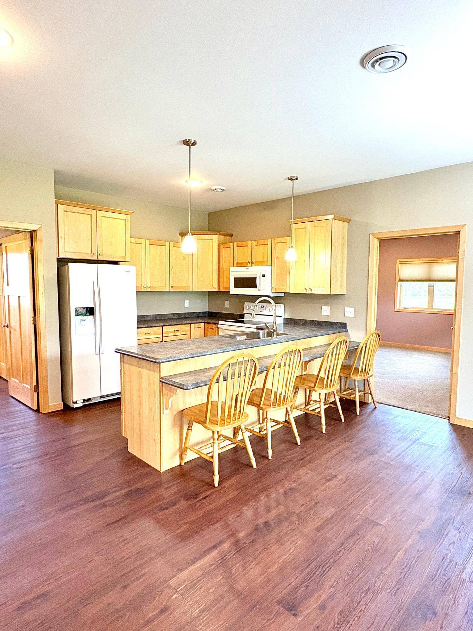 162 Diagonal ST, Dawson, MN 56232