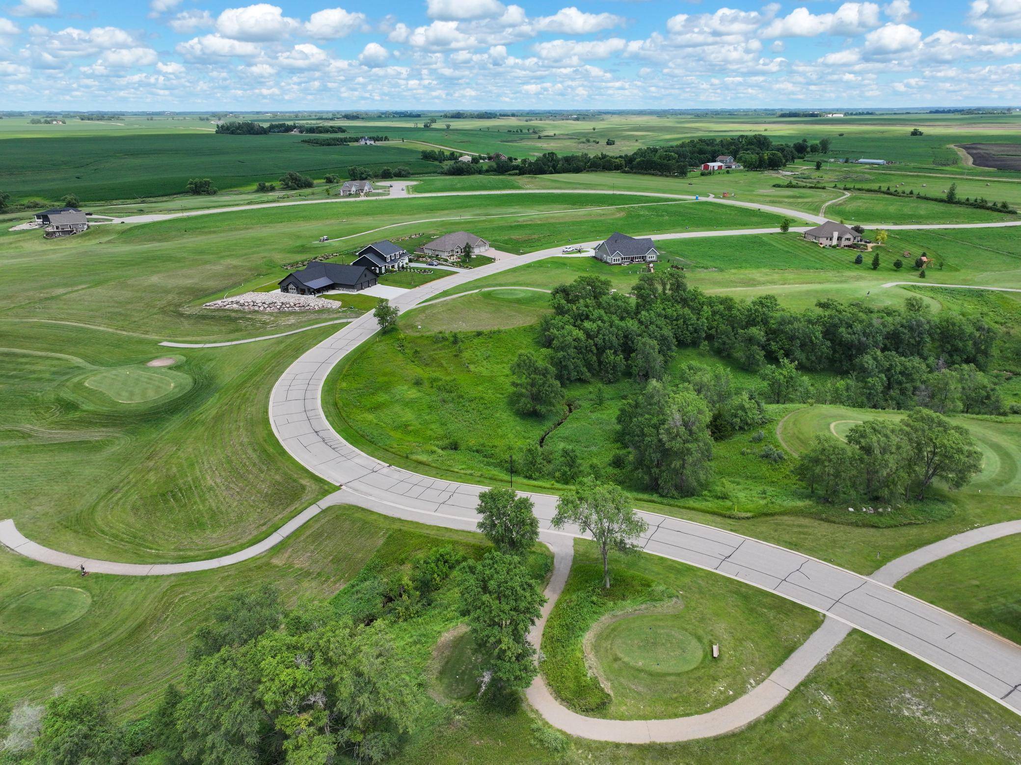 25217 Eagle TRCE, Hancock, MN 56244