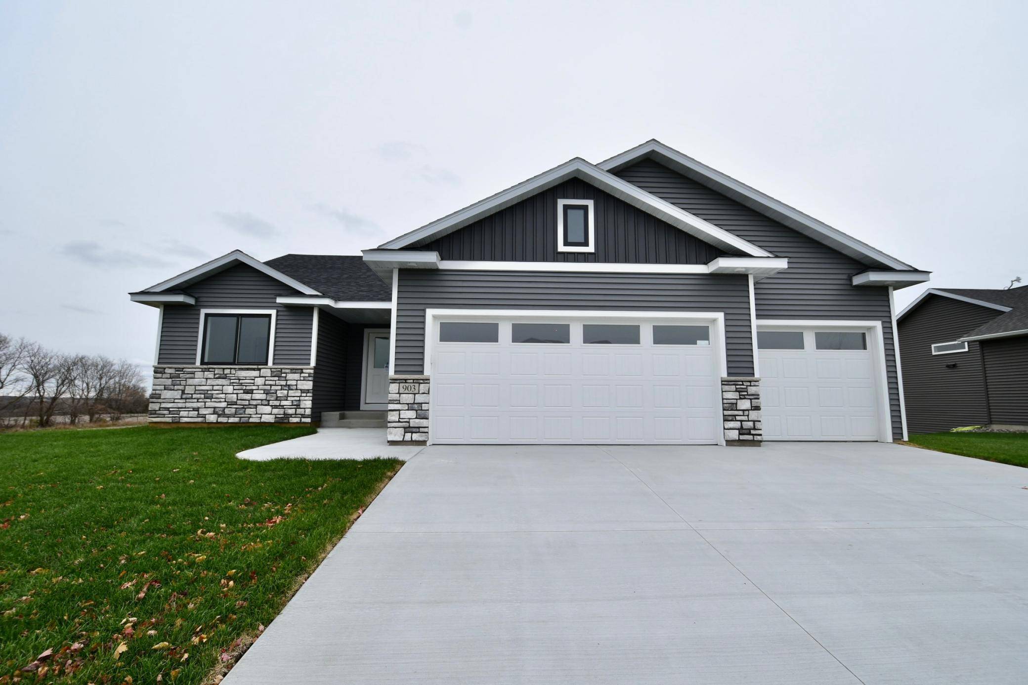 903 7th AVE, Wanamingo, MN 55983