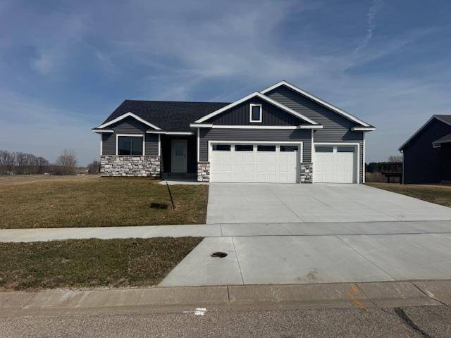 903 7th AVE, Wanamingo, MN 55983