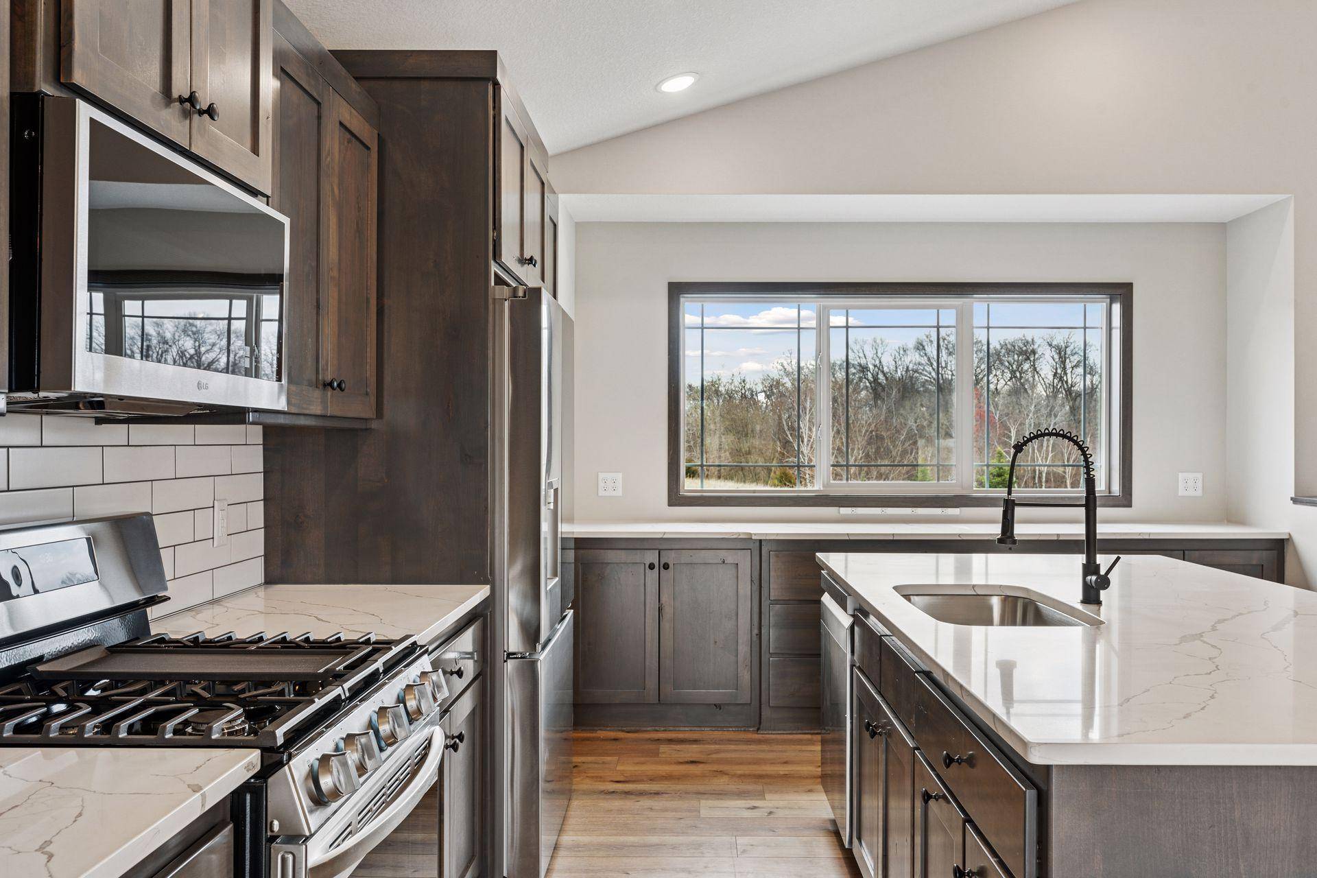 21477 Cottonwood ST NW, Oak Grove, MN 55011