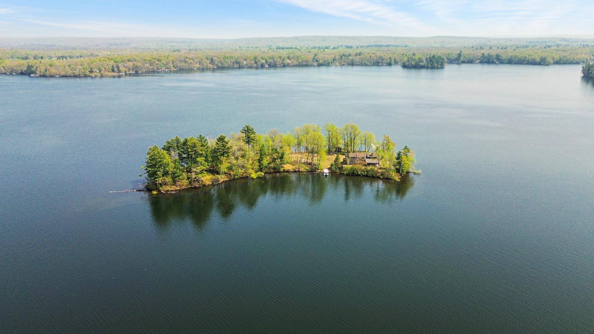 1 Knapp Island, Birchwood, WI 54817
