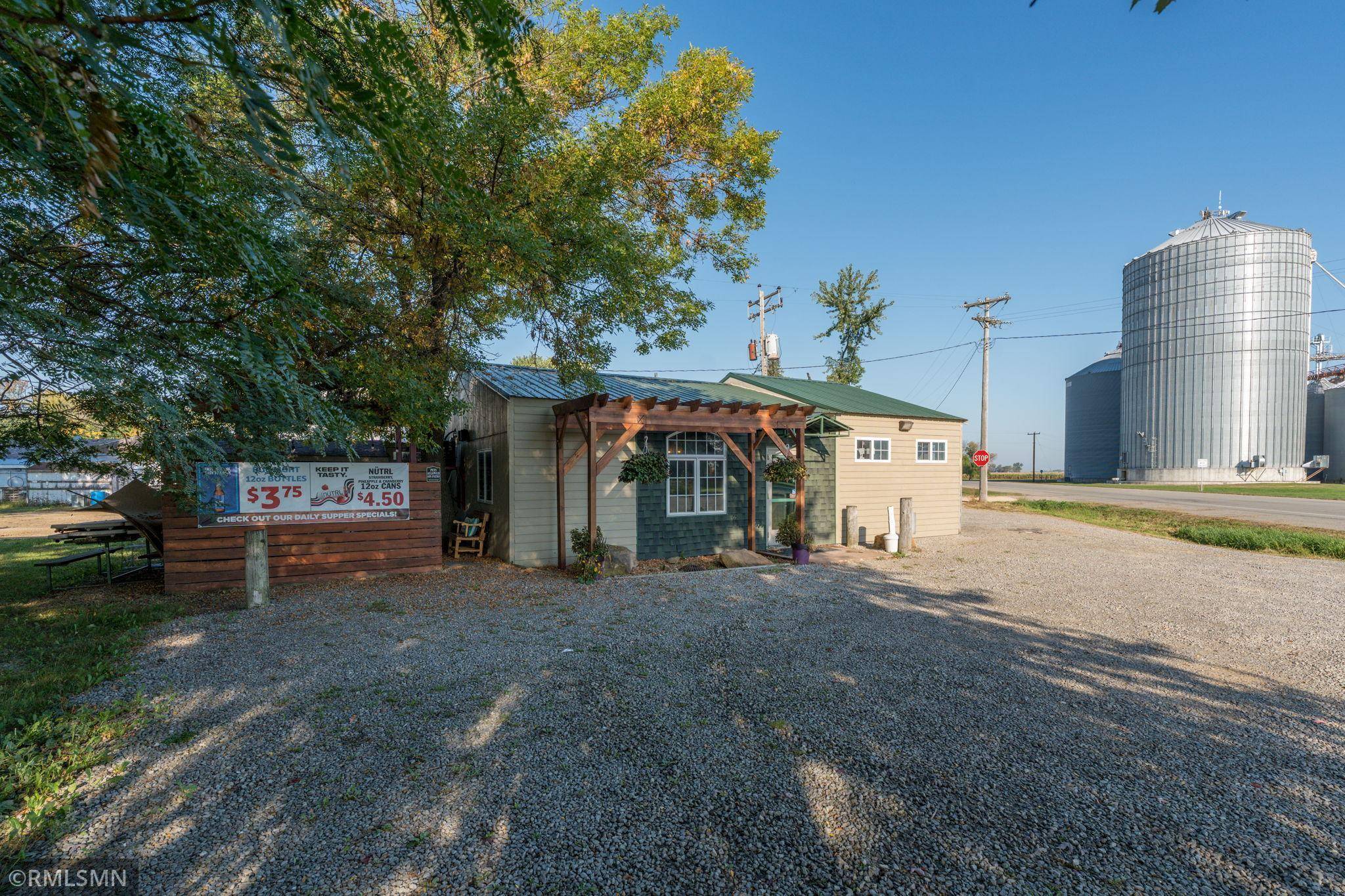 204 1st AVE, Pemberton, MN 56078