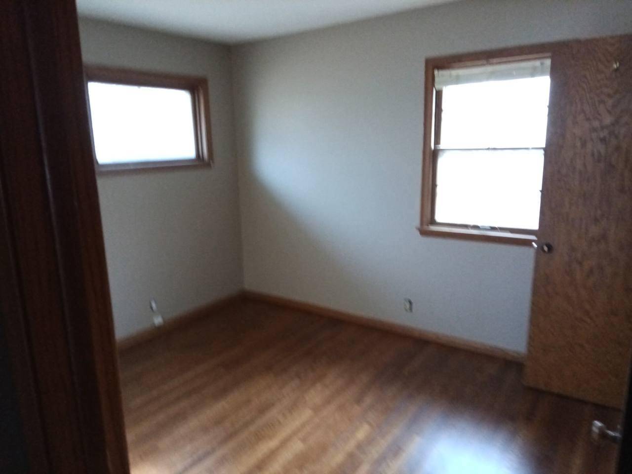 5107 Winchester LN, Brooklyn Center, MN 55429