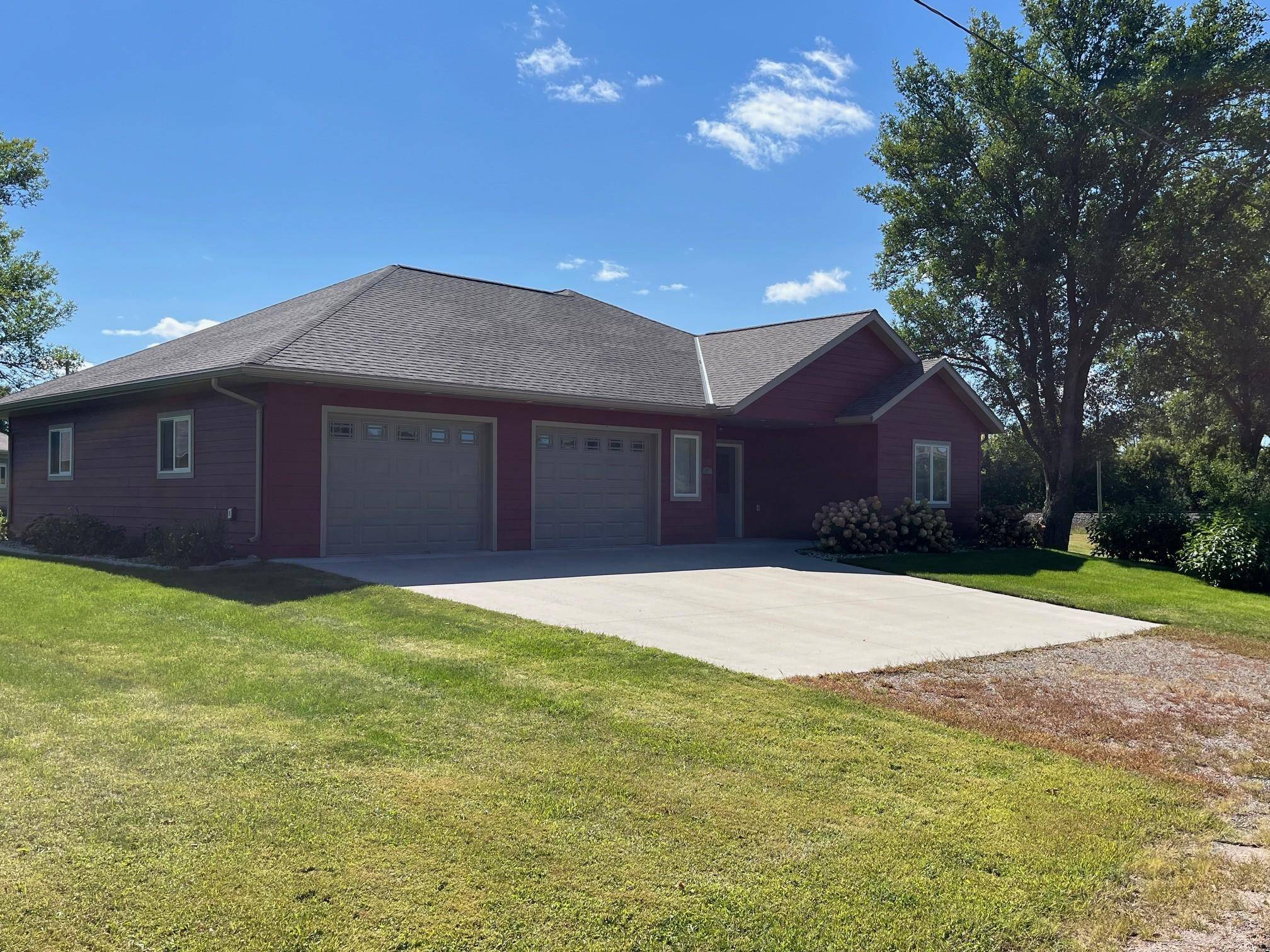 177 Pine ST, Dawson, MN 56232
