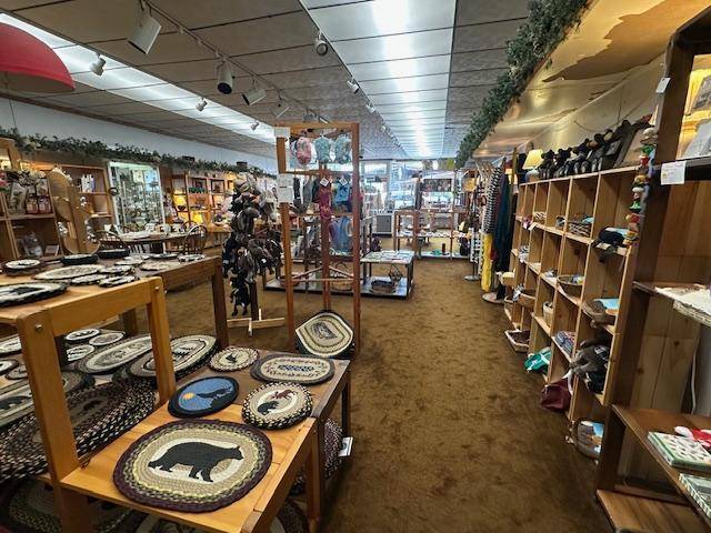 120 E Sheridan ST, Ely, MN 55731