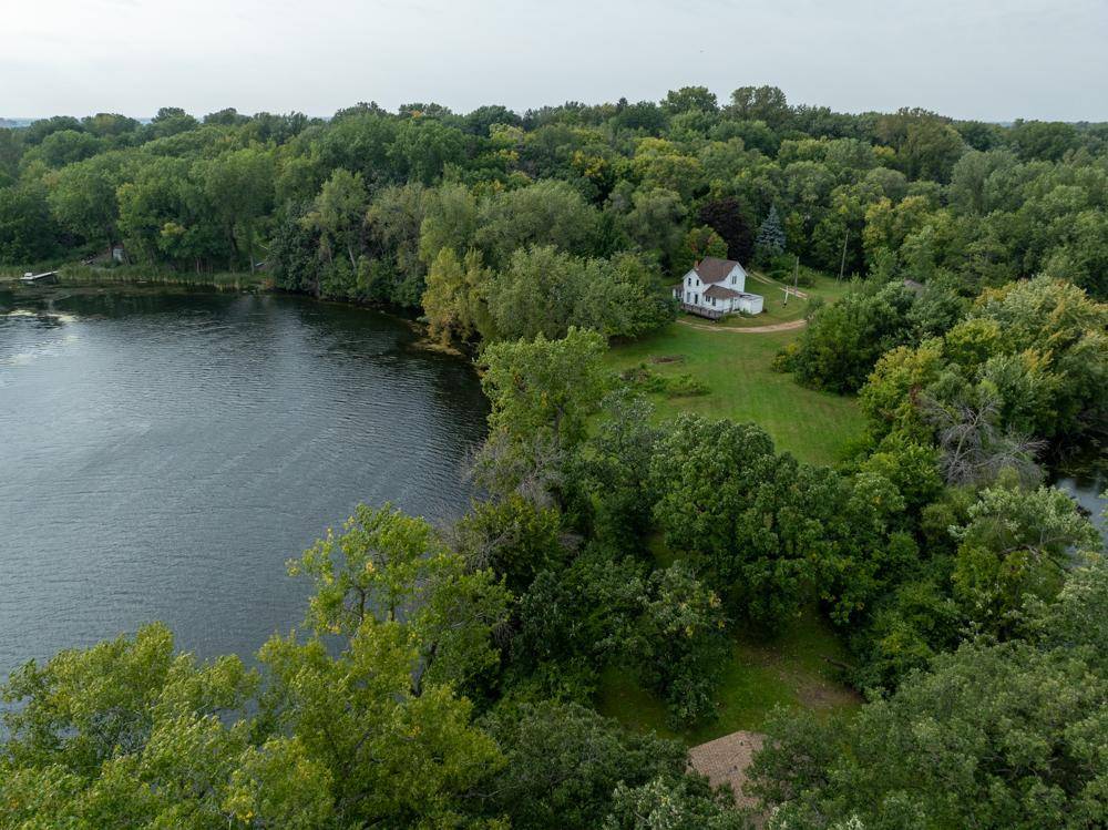 1360 Lone Oak RD, Eagan, MN 55121