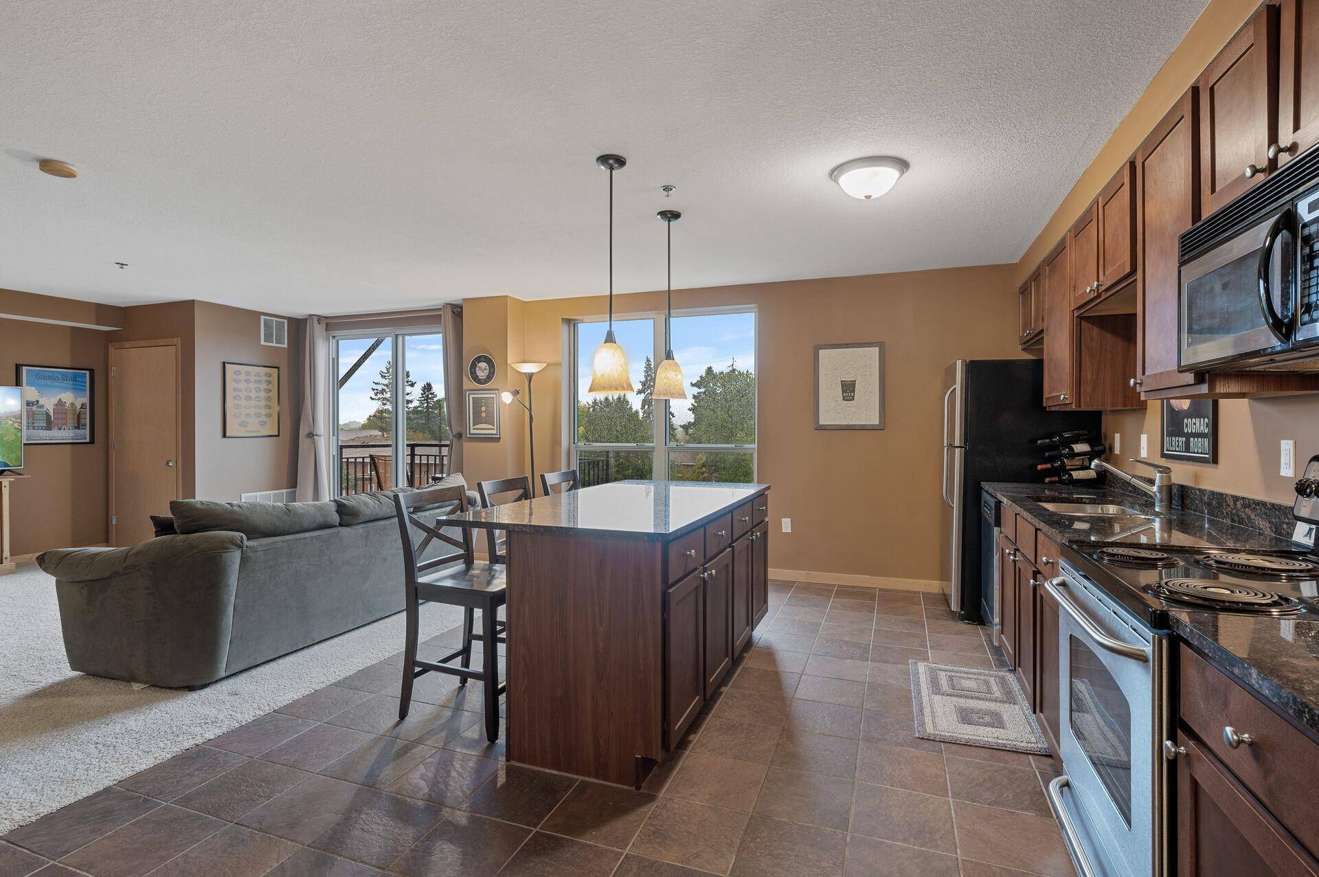 1502 5th ST N #403, Hopkins, MN 55305