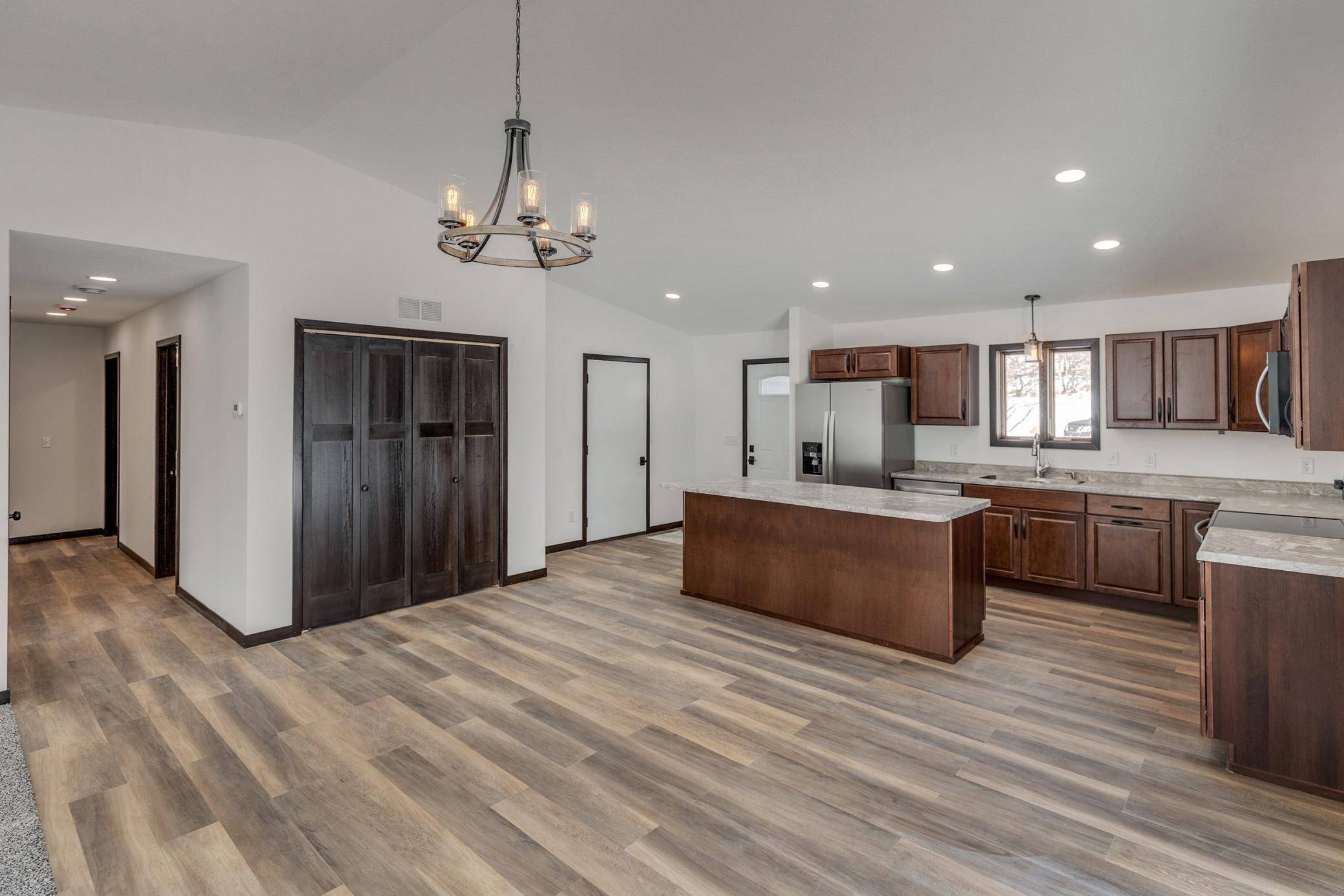 205 Ridgeway LN, Walker, MN 56484