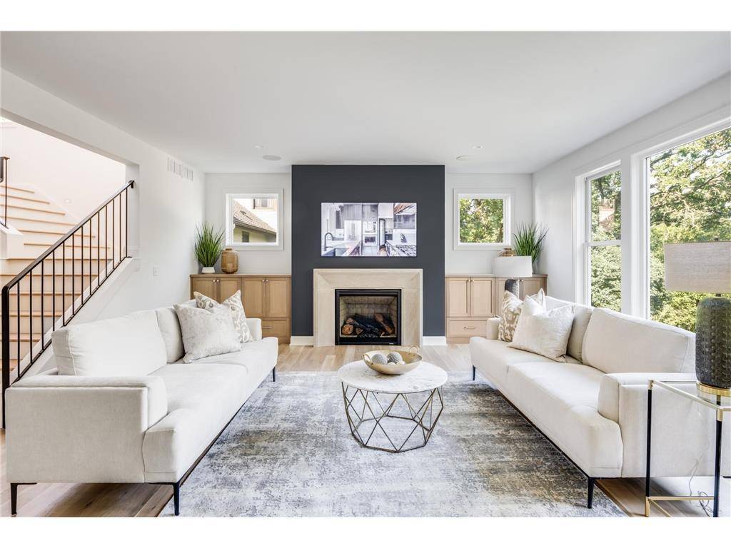 18727 Jarosite CT, Lakeville, MN 55044